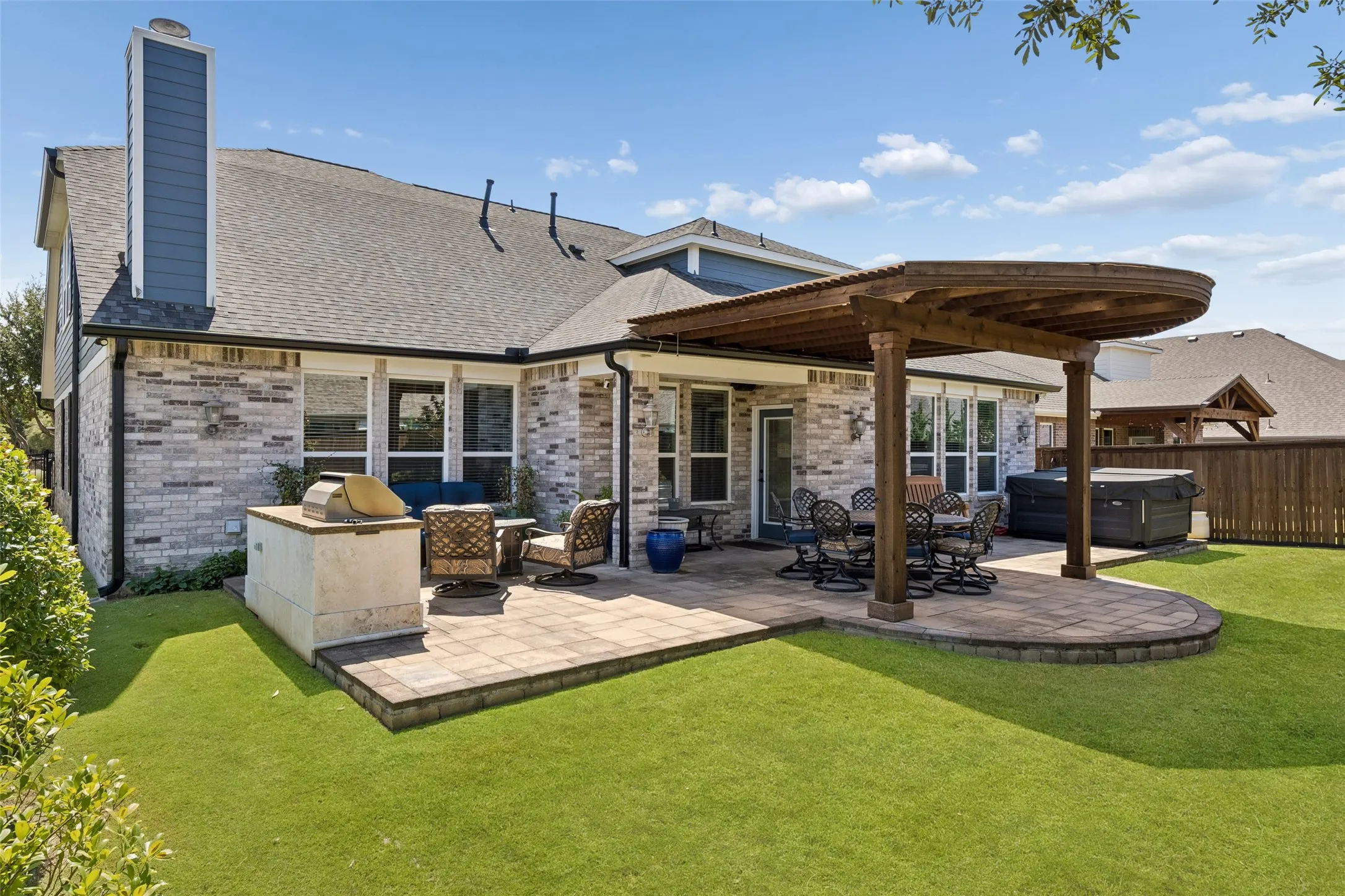 Single Family Residence For Sale in Collin County , 813 Allbright Road, Celina, Texas 75009, 5 Bedroom, 3 Bathroom, 3 Garage spaces, 3,271 Sqft, built in 2015, mls#21385888, Real Estate Agent in Celina, Homes For Sale in Collin county, Homes For Sale in Celina, Realtor in Celina Texas, Real Estate Brokerage Independent Realty Texas, Luminita Cordes Realtor