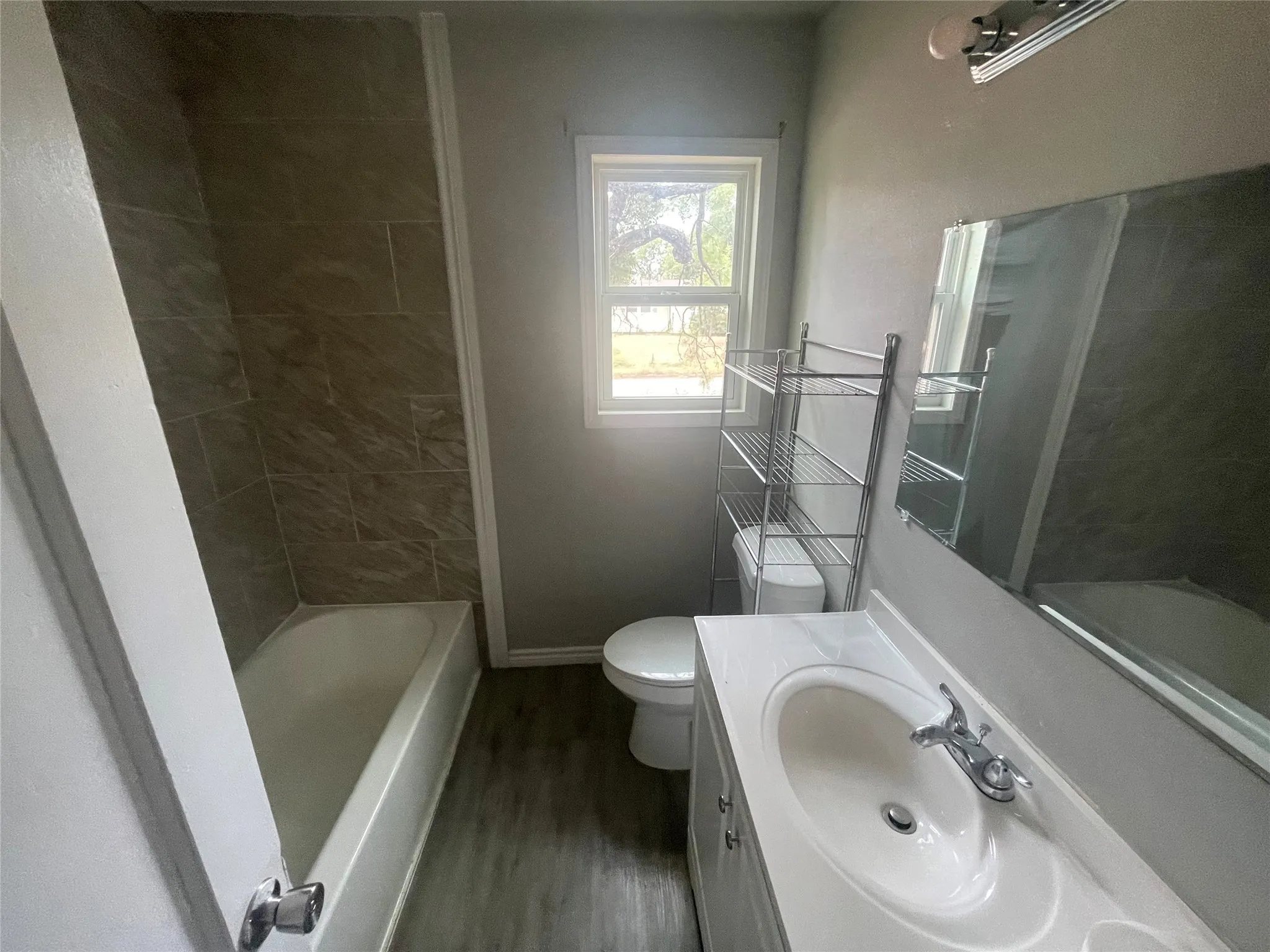 Single Family Residence For Rent in Taylor County , 1402 Park Avenue, Abilene, Texas 79603, 3 Bedroom, 2 Bathroom, 1 Garage spaces, 1,130 Sqft, built in 1950, mls#21386084, Real Estate Agent in Abilene, Homes For Rent in Taylor county, Homes For Rent in Abilene, Realtor in Abilene Texas, Real Estate Brokerage Independent Realty Texas, Luminita Cordes Realtor