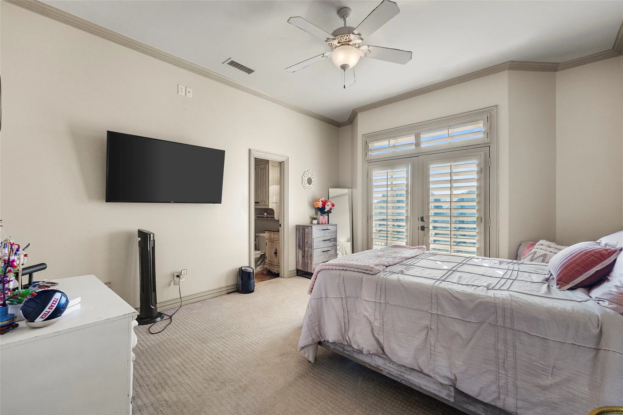 Upstairs bedroom