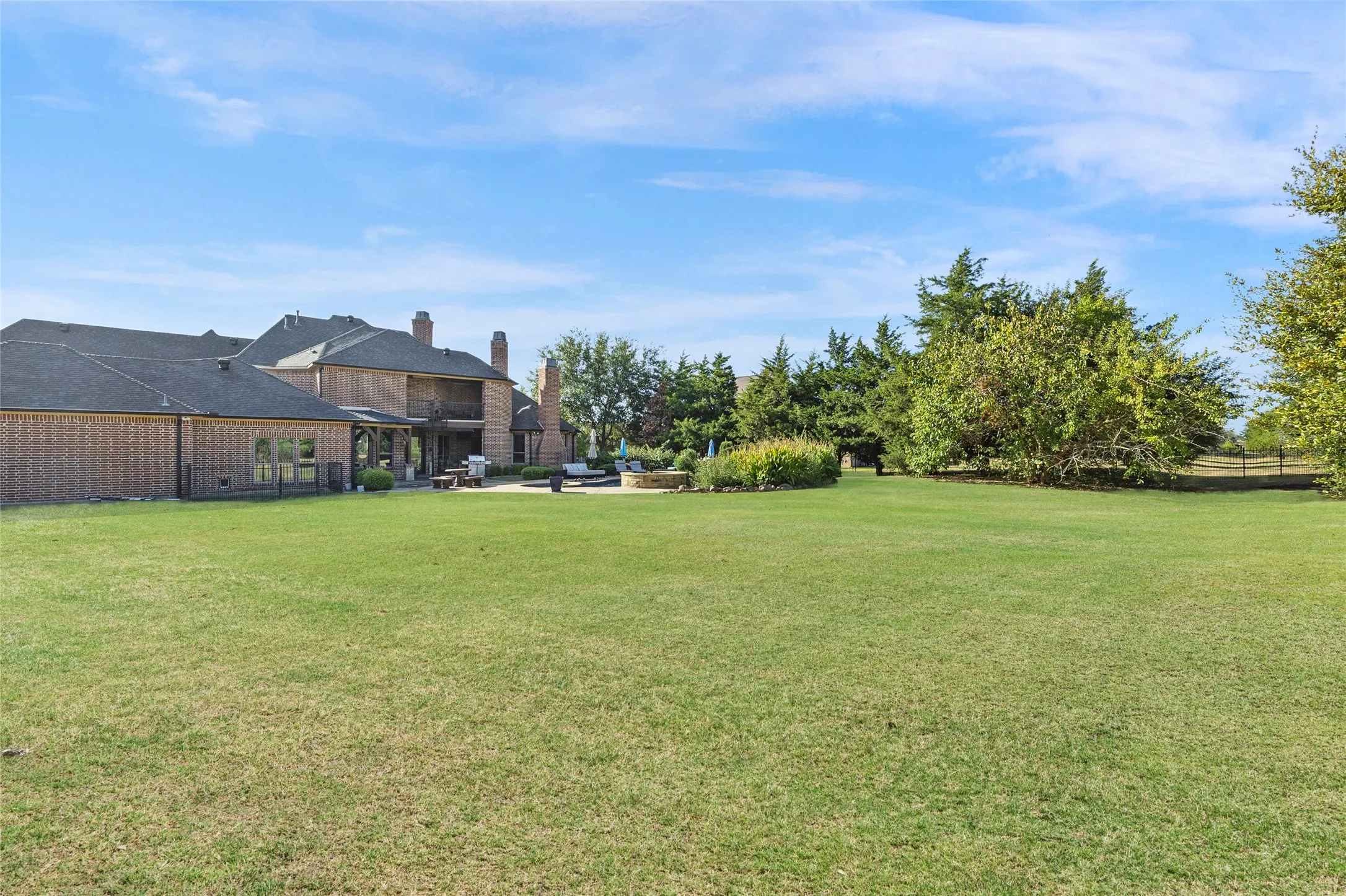 Lots of space, including a fenced in area for dogs