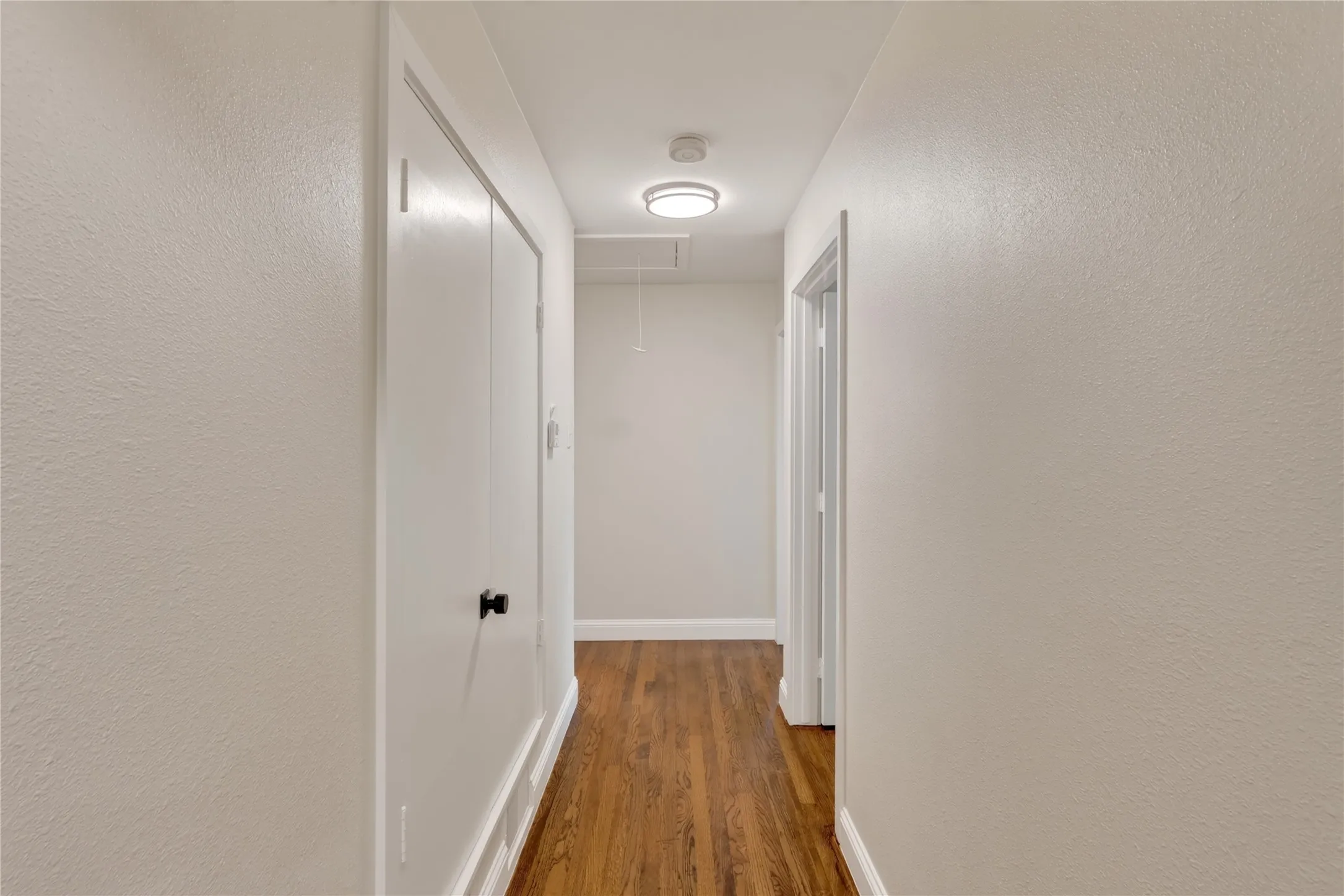 Single Family Residence For Sale in Dallas County , 603 Warren Street, Mesquite, Texas 75149, 3 Bedroom, 2 Bathroom, 1 Garage spaces, 1,319 Sqft, built in 1956, mls#21386067, Real Estate Agent in Mesquite, Homes For Sale in Dallas county, Homes For Sale in Mesquite, Realtor in Mesquite Texas, Real Estate Brokerage Independent Realty Texas, Luminita Cordes Realtor