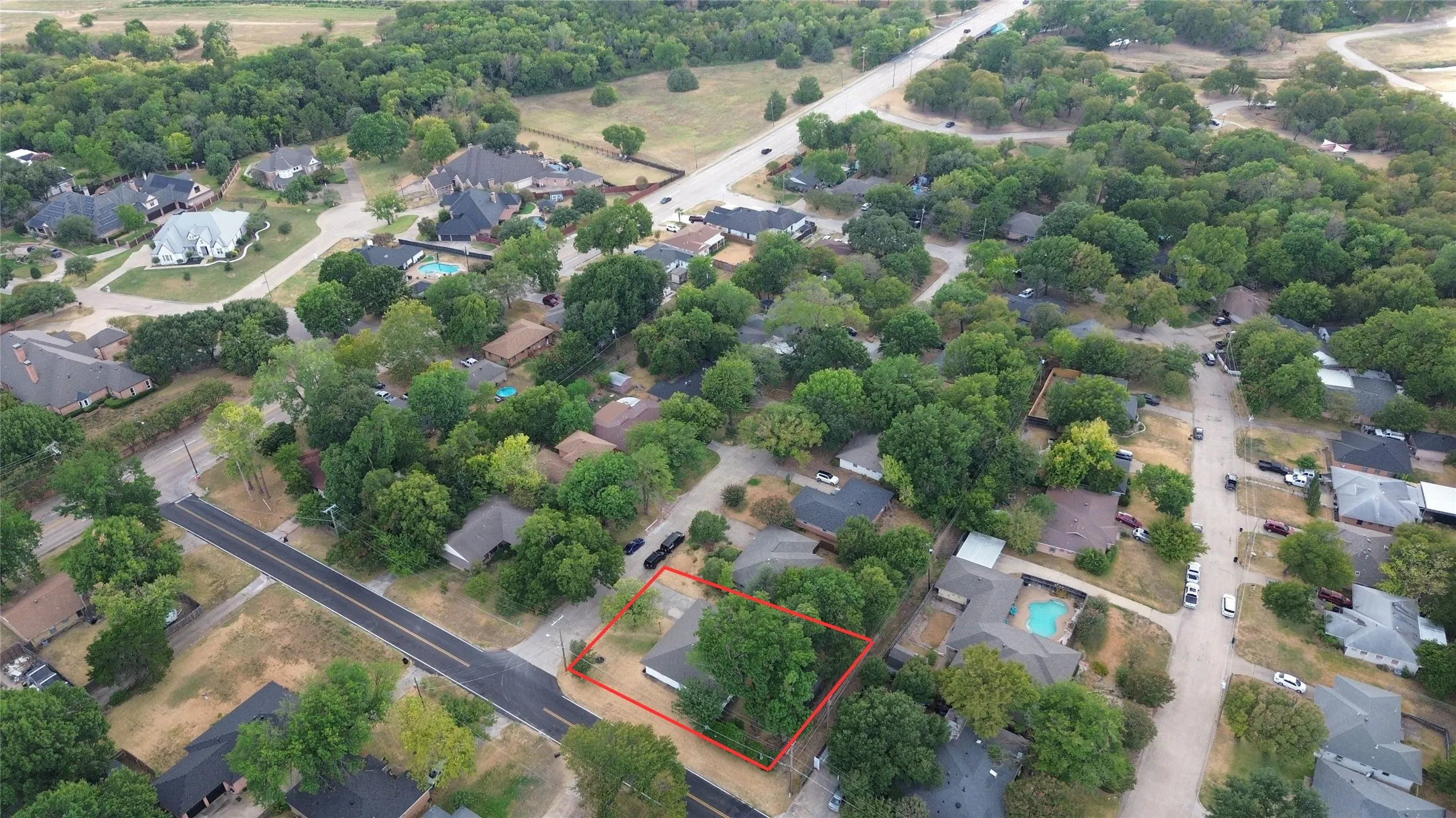 Single Family Residence For Sale in Dallas County , 603 Warren Street, Mesquite, Texas 75149, 3 Bedroom, 2 Bathroom, 1 Garage spaces, 1,319 Sqft, built in 1956, mls#21386067, Real Estate Agent in Mesquite, Homes For Sale in Dallas county, Homes For Sale in Mesquite, Realtor in Mesquite Texas, Real Estate Brokerage Independent Realty Texas, Luminita Cordes Realtor