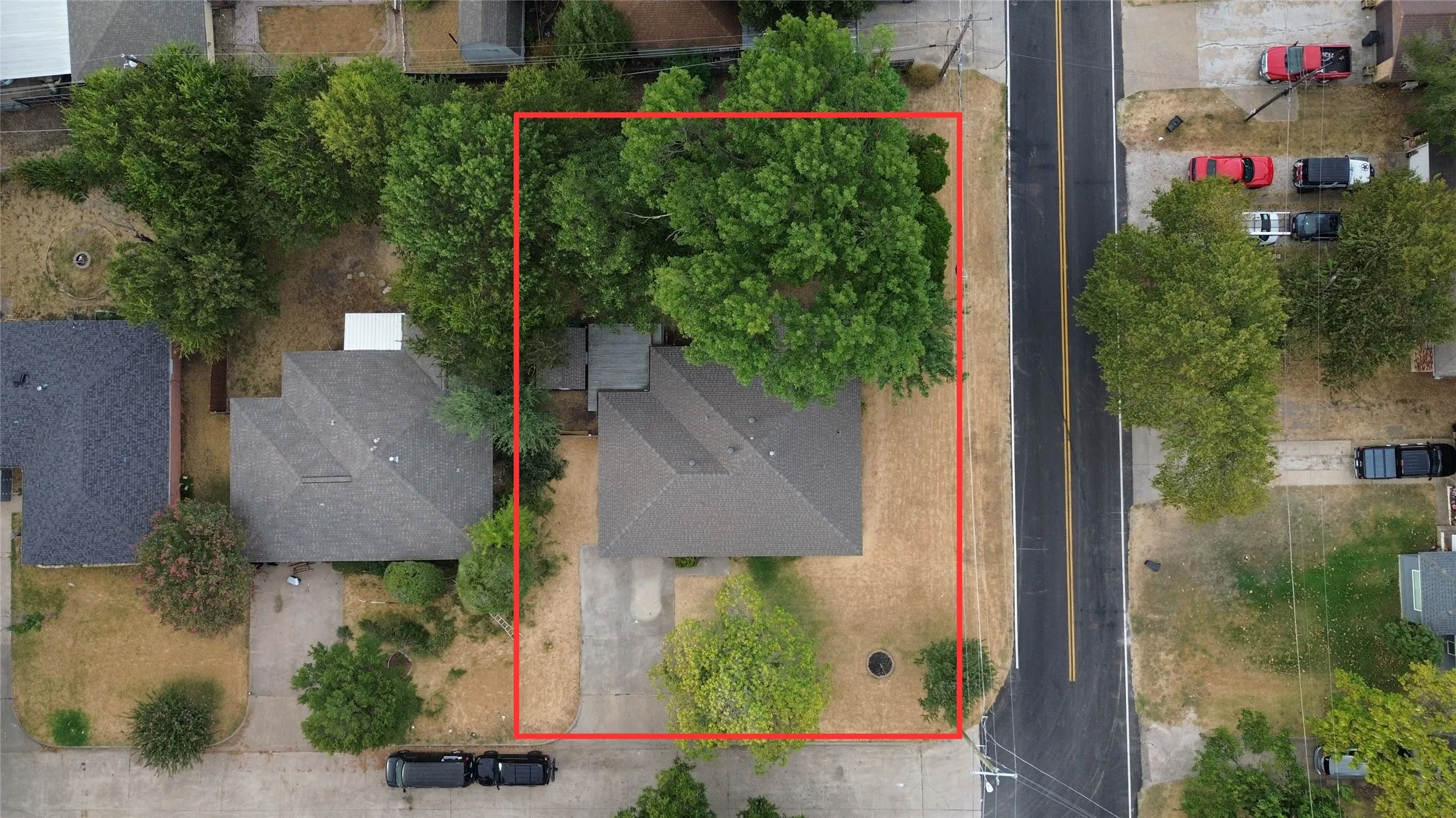 Single Family Residence For Sale in Dallas County , 603 Warren Street, Mesquite, Texas 75149, 3 Bedroom, 2 Bathroom, 1 Garage spaces, 1,319 Sqft, built in 1956, mls#21386067, Real Estate Agent in Mesquite, Homes For Sale in Dallas county, Homes For Sale in Mesquite, Realtor in Mesquite Texas, Real Estate Brokerage Independent Realty Texas, Luminita Cordes Realtor