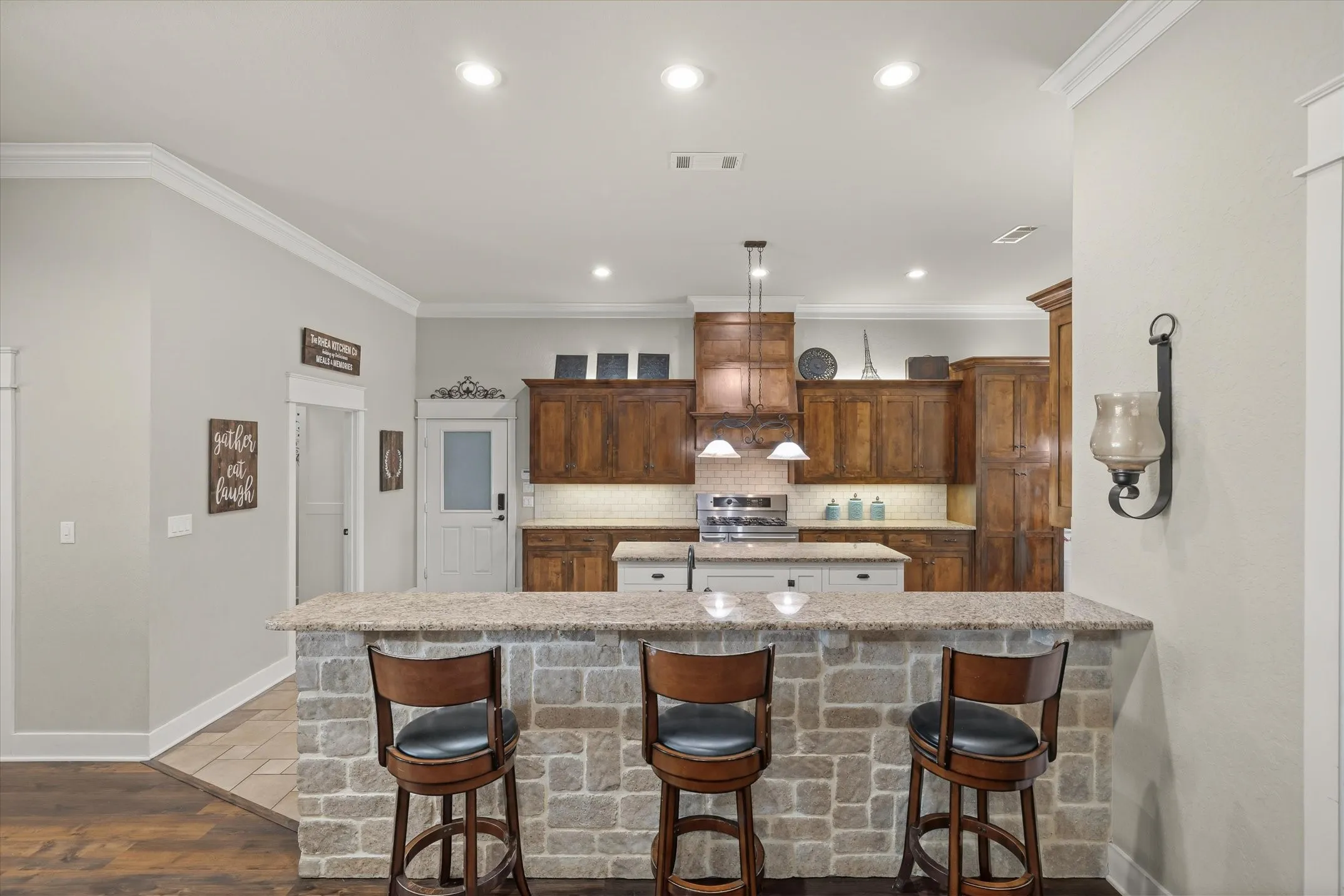 Single Family Residence For Sale in Smith County , 13630 Karah Lane, Lindale, Texas 75771, 4 Bedroom, 3 Bathroom, 2 Garage spaces, 2,782 Sqft, built in 2006, mls#21386093, Real Estate Agent in Lindale, Homes For Sale in Smith county, Homes For Sale in Lindale, Realtor in Lindale Texas, Real Estate Brokerage Independent Realty Texas, Luminita Cordes Realtor