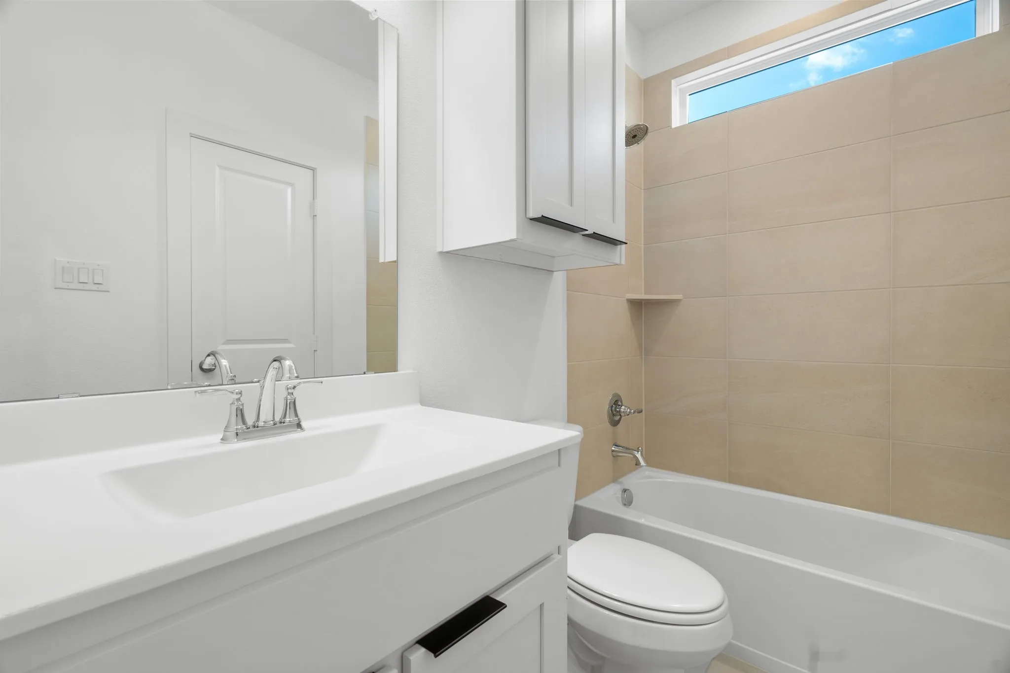Single Family Residence For Sale in Tarrant County , 7129 Feather Crest Lane, North Richland Hills, Texas 76182, 4 Bedroom, 4 Bathroom, 3 Garage spaces, 2,639 Sqft, built in 2022, mls#21386000, Real Estate Agent in North Richland Hills, Homes For Sale in Tarrant county, Homes For Sale in North Richland Hills, Realtor in North Richland Hills Texas, Real Estate Brokerage Independent Realty Texas, Luminita Cordes Realtor