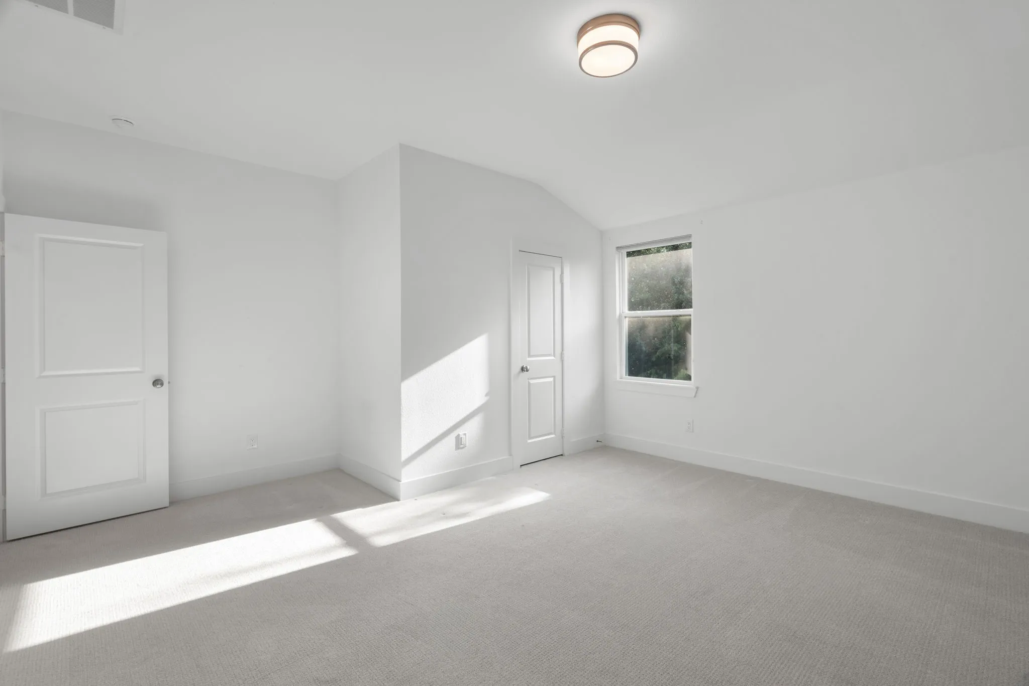Single Family Residence For Sale in Tarrant County , 7129 Feather Crest Lane, North Richland Hills, Texas 76182, 4 Bedroom, 4 Bathroom, 3 Garage spaces, 2,639 Sqft, built in 2022, mls#21386000, Real Estate Agent in North Richland Hills, Homes For Sale in Tarrant county, Homes For Sale in North Richland Hills, Realtor in North Richland Hills Texas, Real Estate Brokerage Independent Realty Texas, Luminita Cordes Realtor
