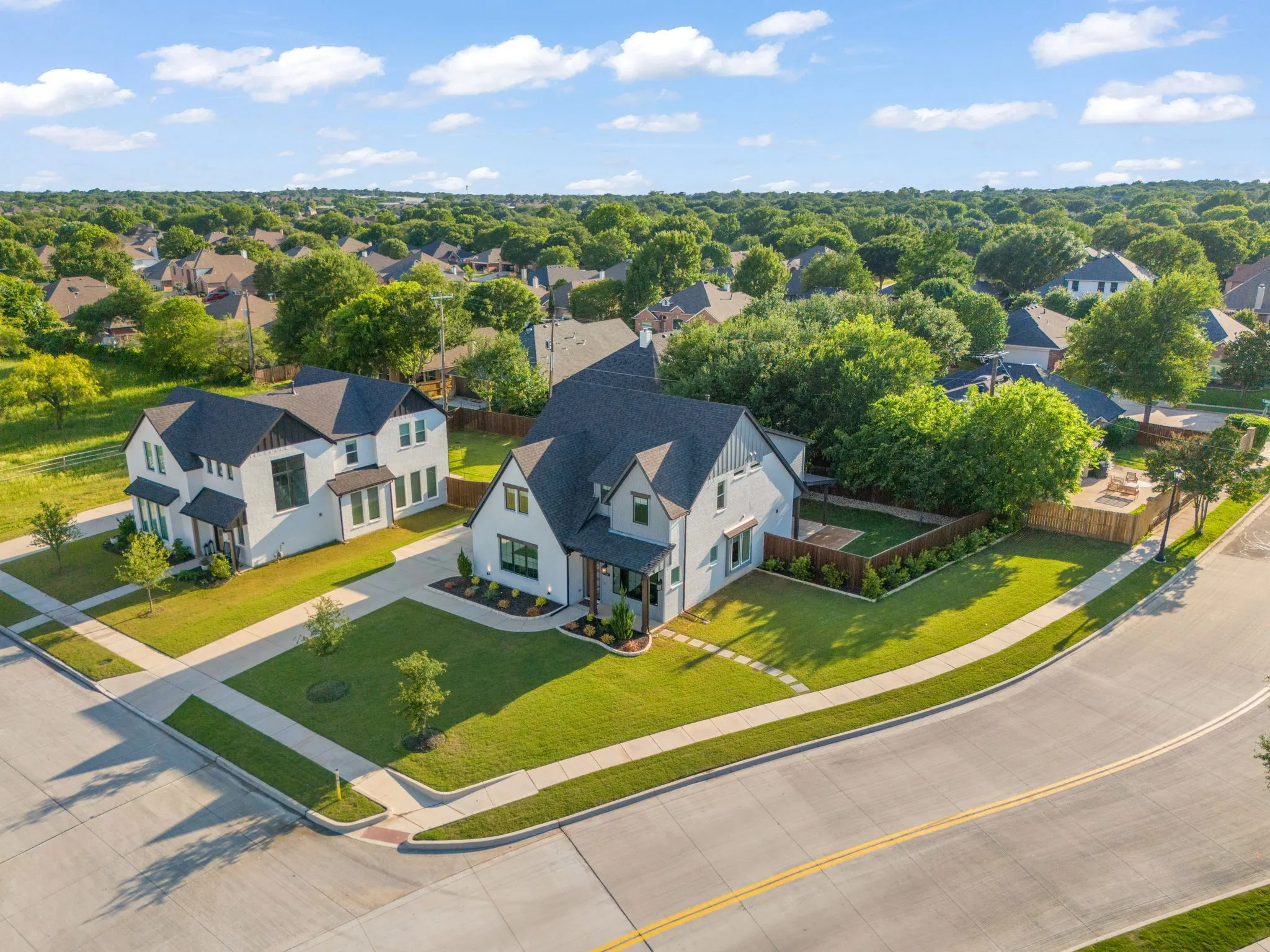 Single Family Residence For Sale in Tarrant County , 7129 Feather Crest Lane, North Richland Hills, Texas 76182, 4 Bedroom, 4 Bathroom, 3 Garage spaces, 2,639 Sqft, built in 2022, mls#21386000, Real Estate Agent in North Richland Hills, Homes For Sale in Tarrant county, Homes For Sale in North Richland Hills, Realtor in North Richland Hills Texas, Real Estate Brokerage Independent Realty Texas, Luminita Cordes Realtor