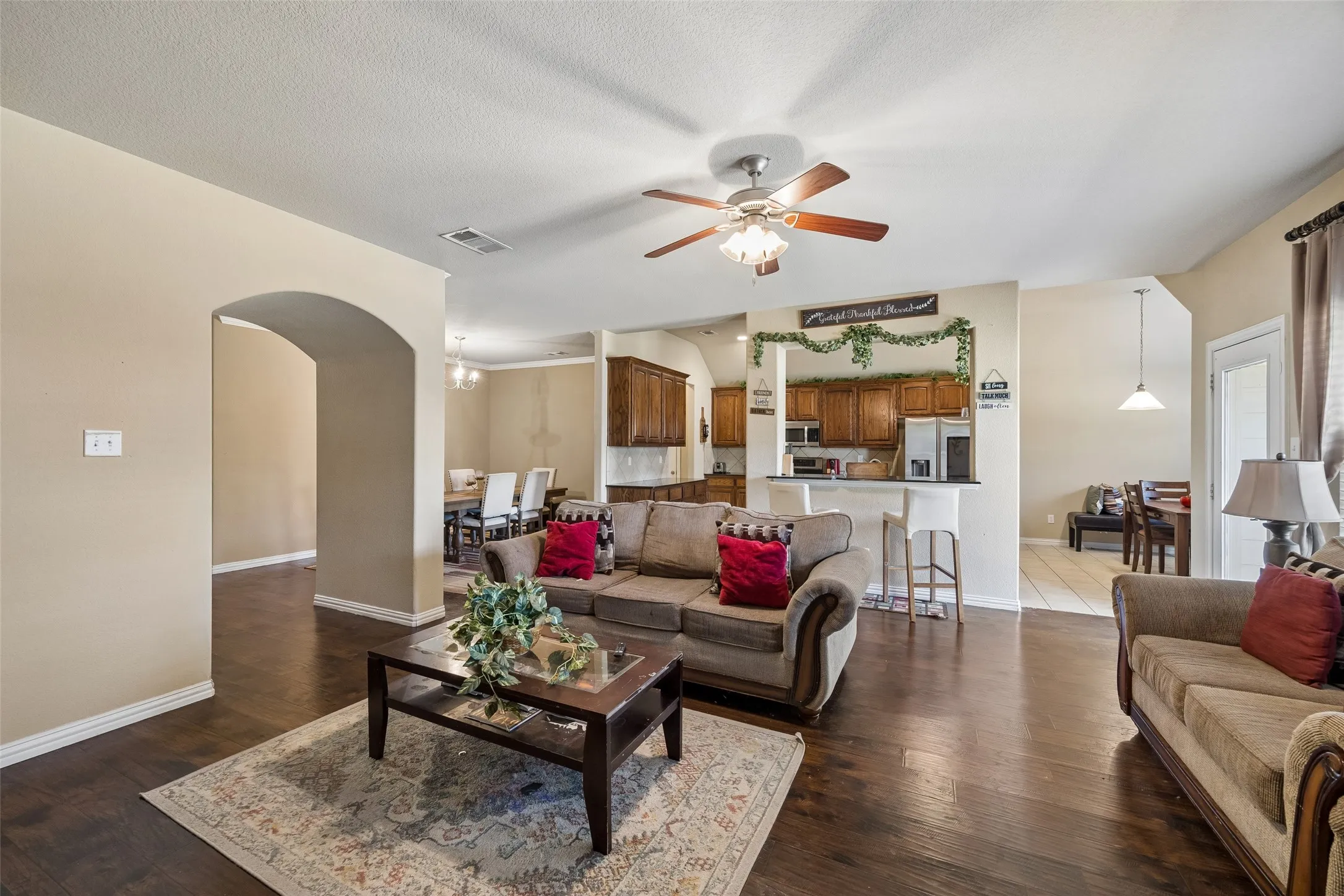 Single Family Residence For Sale in Kaufman County , 2017 Stonewood Court, Heartland, Texas 75126, 3 Bedroom, 3 Bathroom, 2 Garage spaces, 2,506 Sqft, built in 2008, mls#21382869, Real Estate Agent in Heartland, Homes For Sale in Kaufman county, Homes For Sale in Heartland, Realtor in Heartland Texas, Real Estate Brokerage Independent Realty Texas, Luminita Cordes Realtor
