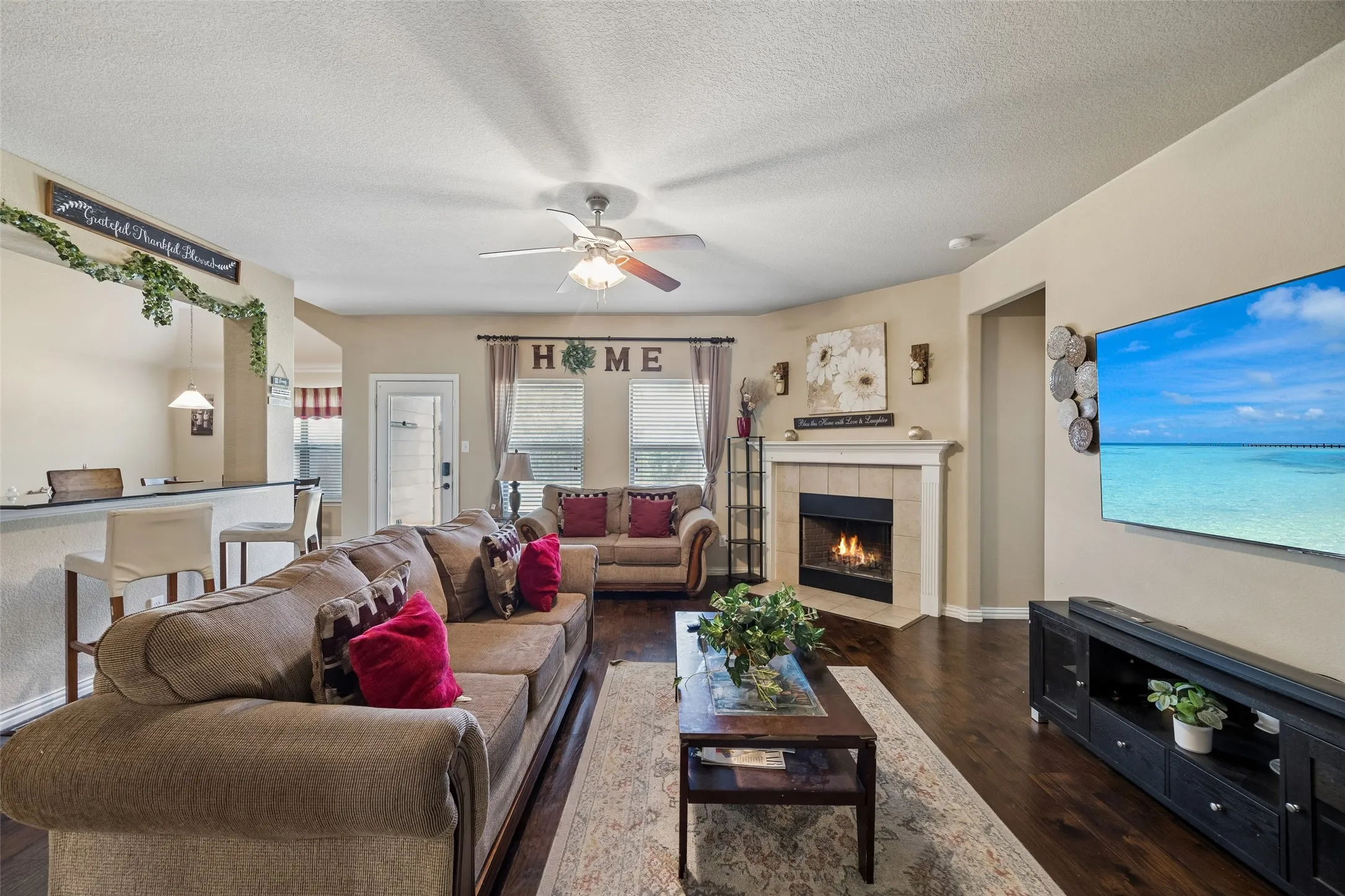 Single Family Residence For Sale in Kaufman County , 2017 Stonewood Court, Heartland, Texas 75126, 3 Bedroom, 3 Bathroom, 2 Garage spaces, 2,506 Sqft, built in 2008, mls#21382869, Real Estate Agent in Heartland, Homes For Sale in Kaufman county, Homes For Sale in Heartland, Realtor in Heartland Texas, Real Estate Brokerage Independent Realty Texas, Luminita Cordes Realtor