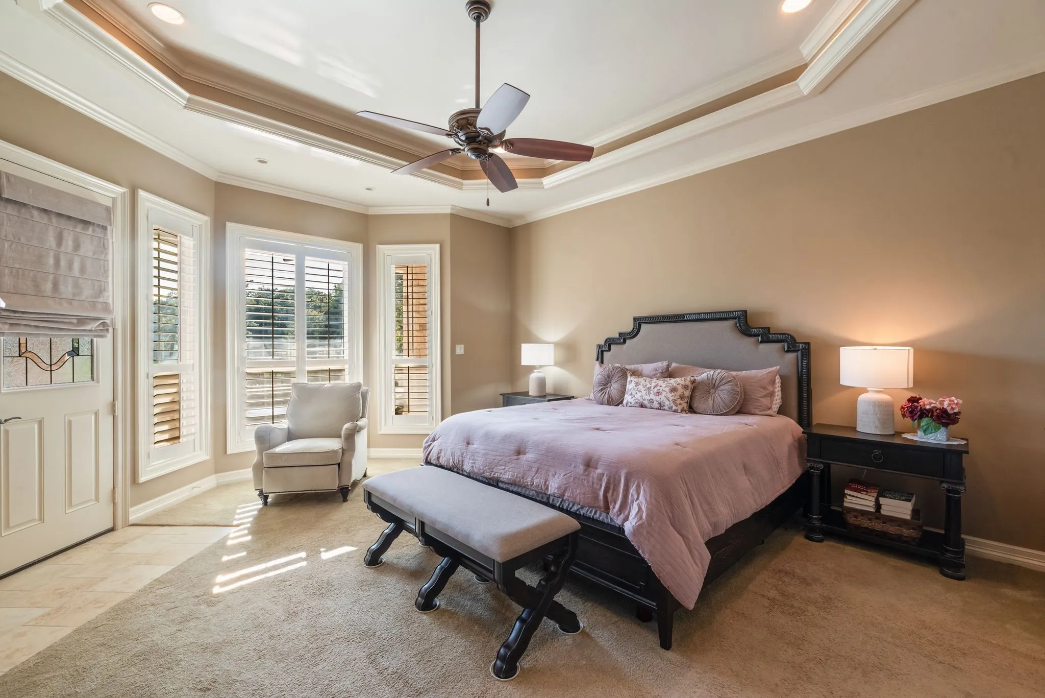 Single Family Residence For Sale in Navarro County , 560 Clubhouse Drive, Corsicana, Texas 75109, 4 Bedroom, 4 Bathroom, 3 Garage spaces, 3,404 Sqft, built in 2014, mls#21378542, Real Estate Agent in Corsicana, Homes For Sale in Navarro county, Homes For Sale in Corsicana, Realtor in Corsicana Texas, Real Estate Brokerage Independent Realty Texas, Luminita Cordes Realtor