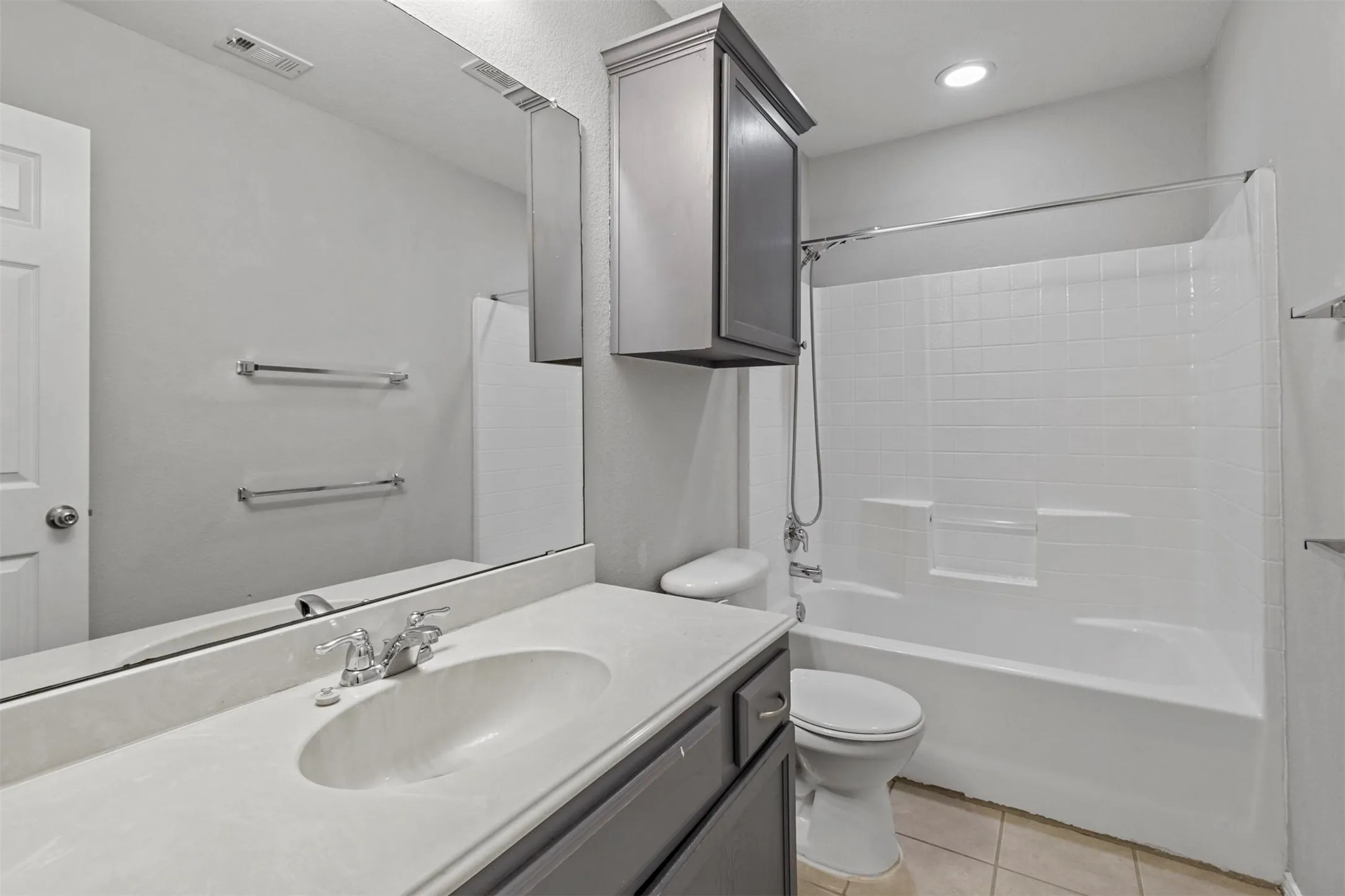 Single Family Residence For Rent in Collin County , 1201 Caroline Drive, Princeton, Texas 75407, 4 Bedroom, 2 Bathroom, 2 Garage spaces, 1,559 Sqft, built in 2006, mls#21386114, Real Estate Agent in Princeton, Homes For Rent in Collin county, Homes For Rent in Princeton, Realtor in Princeton Texas, Real Estate Brokerage Independent Realty Texas, Luminita Cordes Realtor