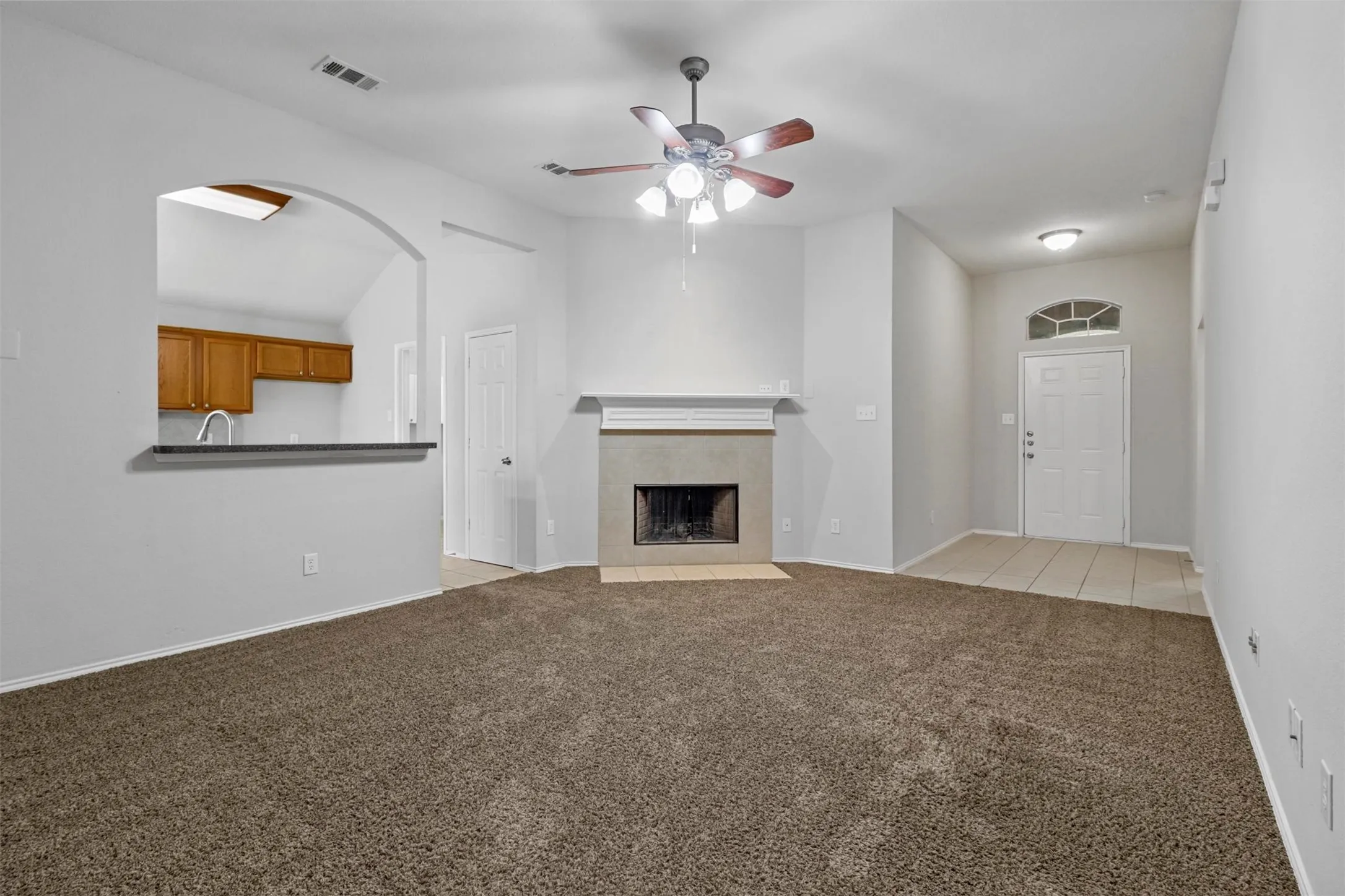 Single Family Residence For Rent in Collin County , 1201 Caroline Drive, Princeton, Texas 75407, 4 Bedroom, 2 Bathroom, 2 Garage spaces, 1,559 Sqft, built in 2006, mls#21386114, Real Estate Agent in Princeton, Homes For Rent in Collin county, Homes For Rent in Princeton, Realtor in Princeton Texas, Real Estate Brokerage Independent Realty Texas, Luminita Cordes Realtor