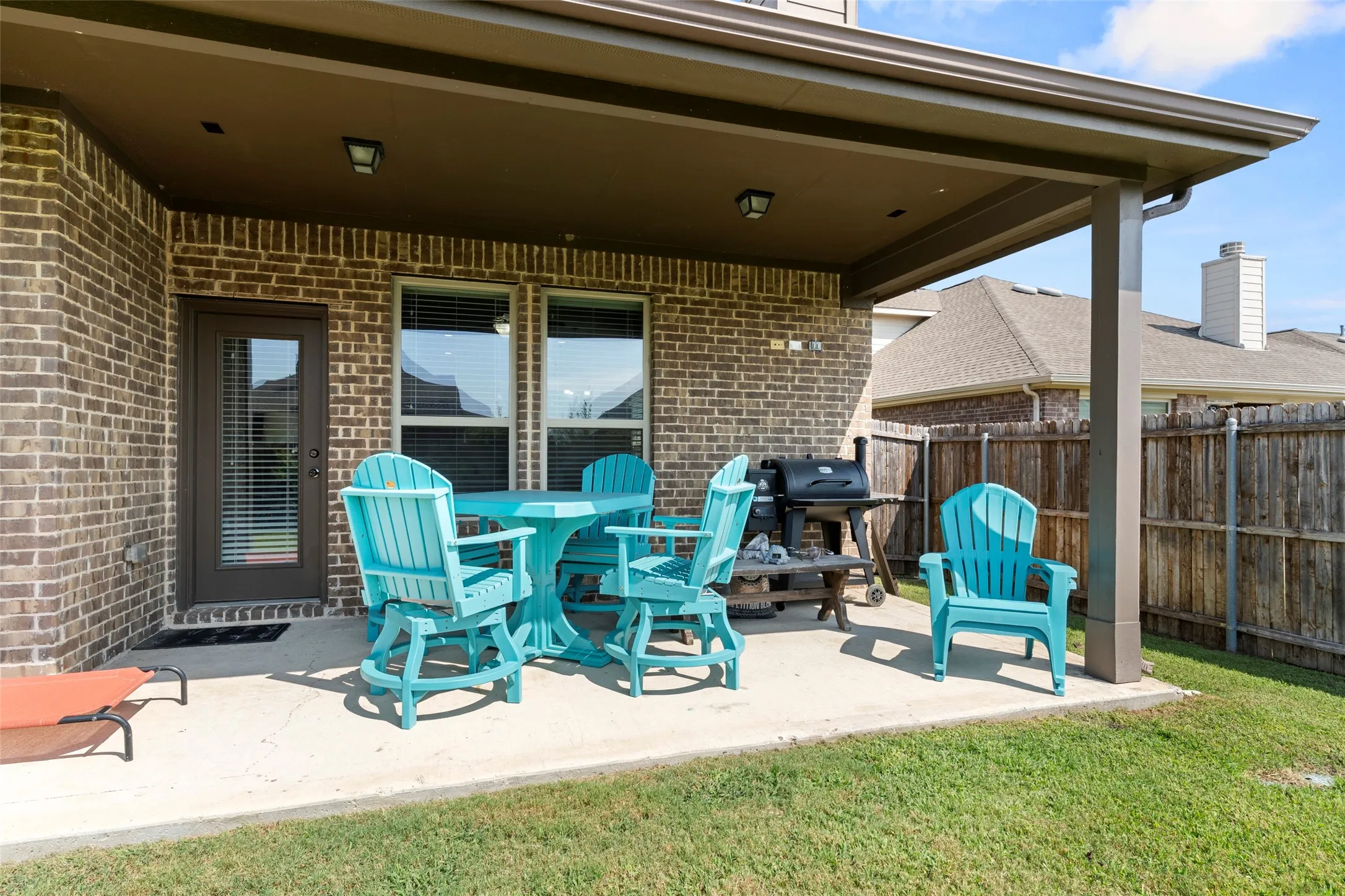 Single Family Residence For Rent in Kaufman County , 127 Chaco Drive, Forney, Texas 75126, 3 Bedroom, 2 Bathroom, 3 Garage spaces, 1,860 Sqft, built in 2017, mls#21386125, Real Estate Agent in Forney, Homes For Rent in Kaufman county, Homes For Rent in Forney, Realtor in Forney Texas, Real Estate Brokerage Independent Realty Texas, Luminita Cordes Realtor