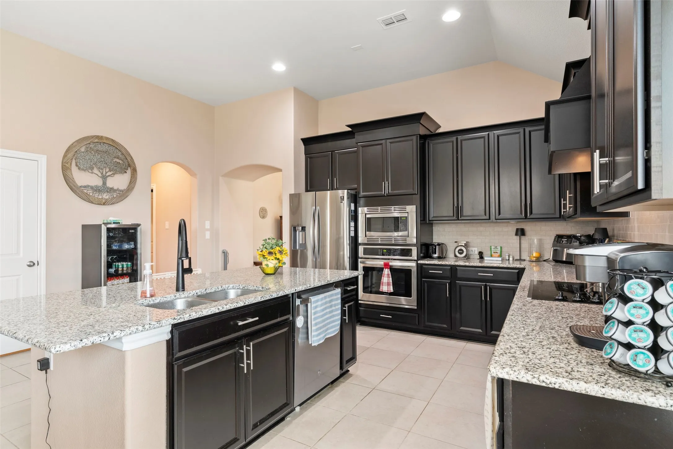 Single Family Residence For Rent in Kaufman County , 127 Chaco Drive, Forney, Texas 75126, 3 Bedroom, 2 Bathroom, 3 Garage spaces, 1,860 Sqft, built in 2017, mls#21386125, Real Estate Agent in Forney, Homes For Rent in Kaufman county, Homes For Rent in Forney, Realtor in Forney Texas, Real Estate Brokerage Independent Realty Texas, Luminita Cordes Realtor