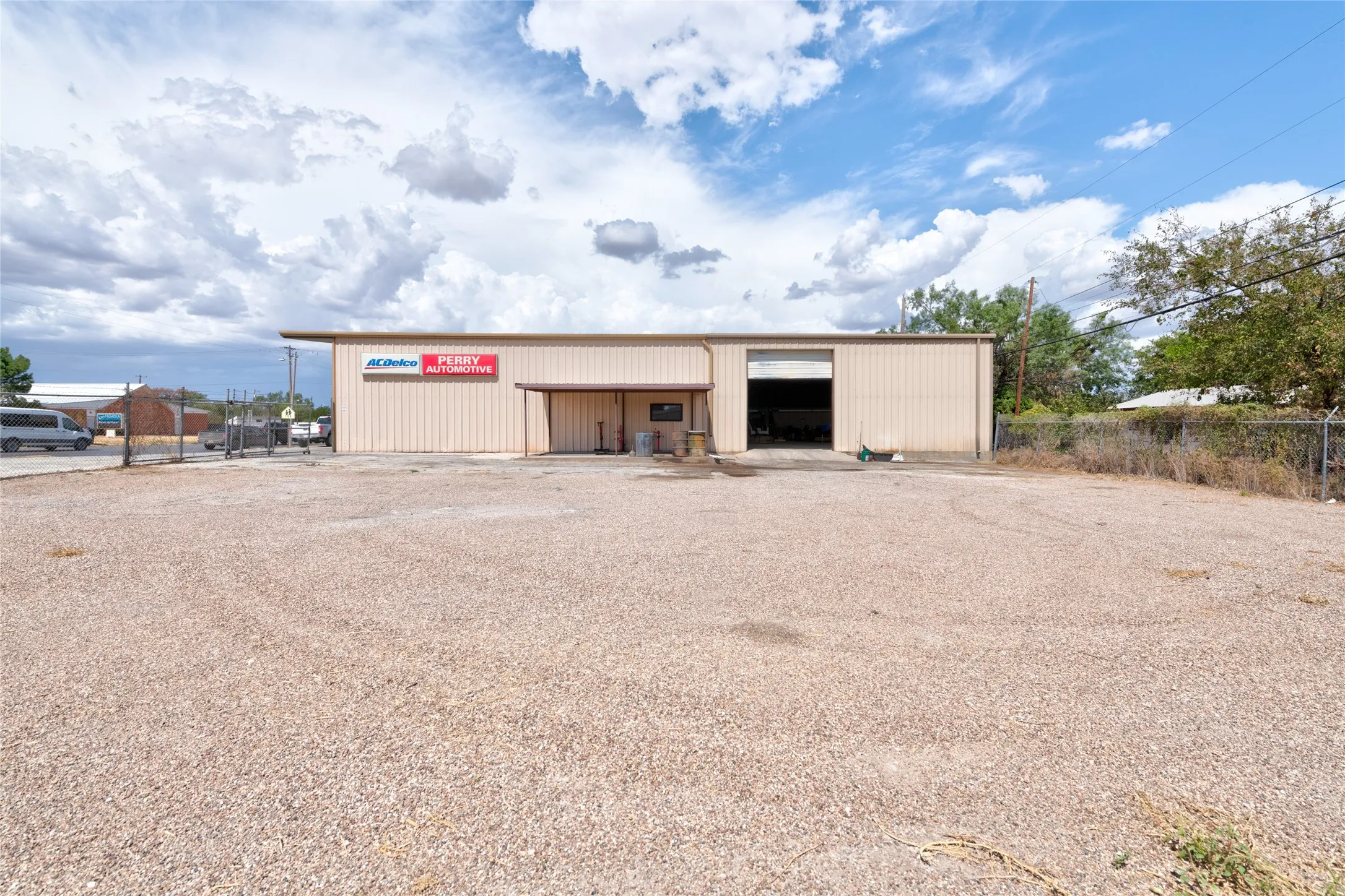 Business For Sale in Taylor County , 409 N Treadaway Boulevard, Abilene, Texas 79601, 0, 0, Garage spaces, 0 Sqft, built in 1981, mls#21385137, Real Estate Agent in Abilene, Homes For Sale in Taylor county, Homes For Sale in Abilene, Realtor in Abilene Texas, Real Estate Brokerage Independent Realty Texas, Luminita Cordes Realtor