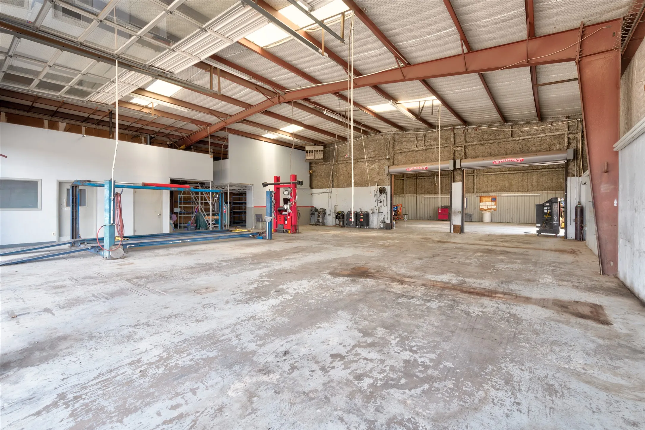 Business For Sale in Taylor County , 409 N Treadaway Boulevard, Abilene, Texas 79601, 0, 0, Garage spaces, 0 Sqft, built in 1981, mls#21385137, Real Estate Agent in Abilene, Homes For Sale in Taylor county, Homes For Sale in Abilene, Realtor in Abilene Texas, Real Estate Brokerage Independent Realty Texas, Luminita Cordes Realtor