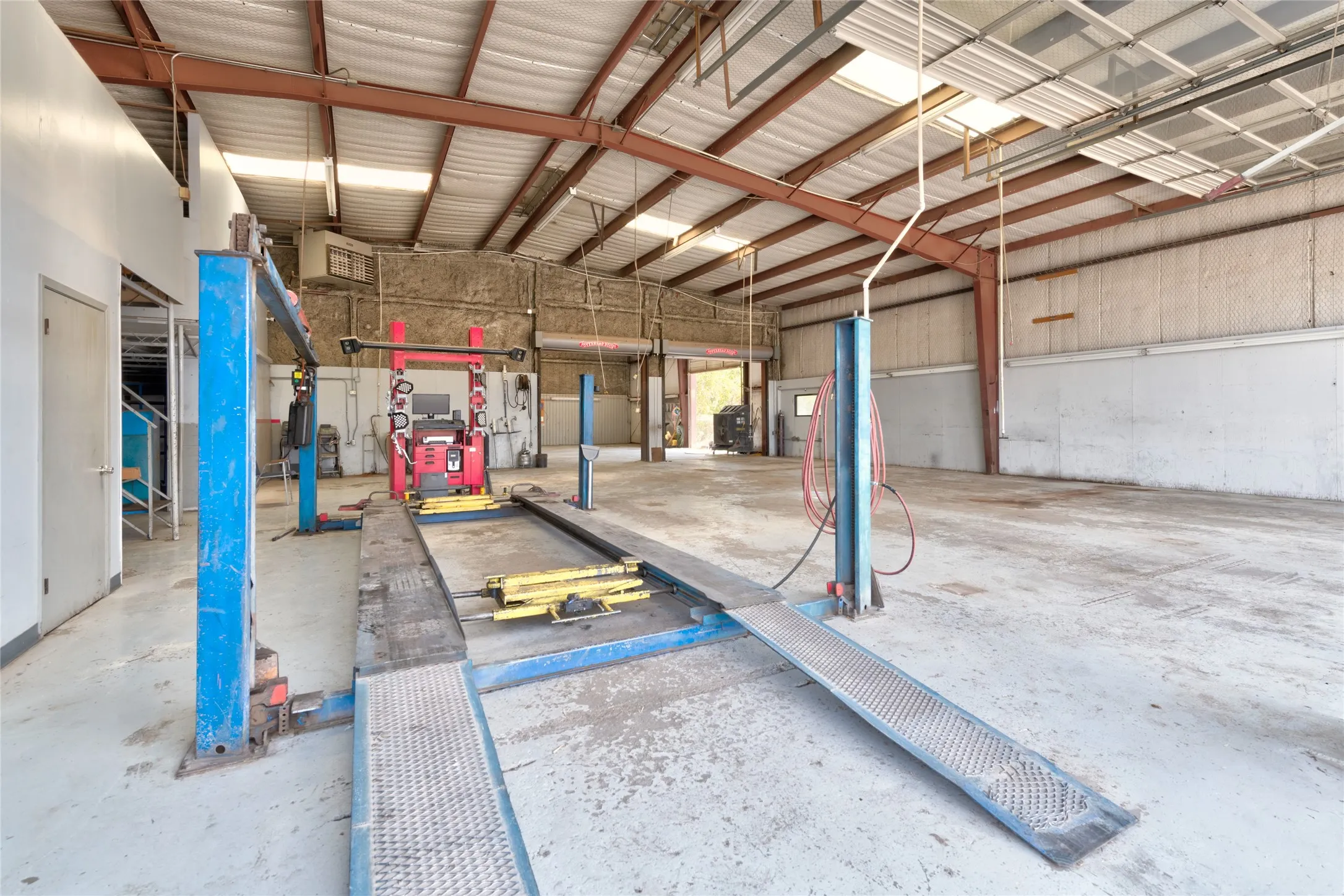 Business For Sale in Taylor County , 409 N Treadaway Boulevard, Abilene, Texas 79601, 0, 0, Garage spaces, 0 Sqft, built in 1981, mls#21385137, Real Estate Agent in Abilene, Homes For Sale in Taylor county, Homes For Sale in Abilene, Realtor in Abilene Texas, Real Estate Brokerage Independent Realty Texas, Luminita Cordes Realtor
