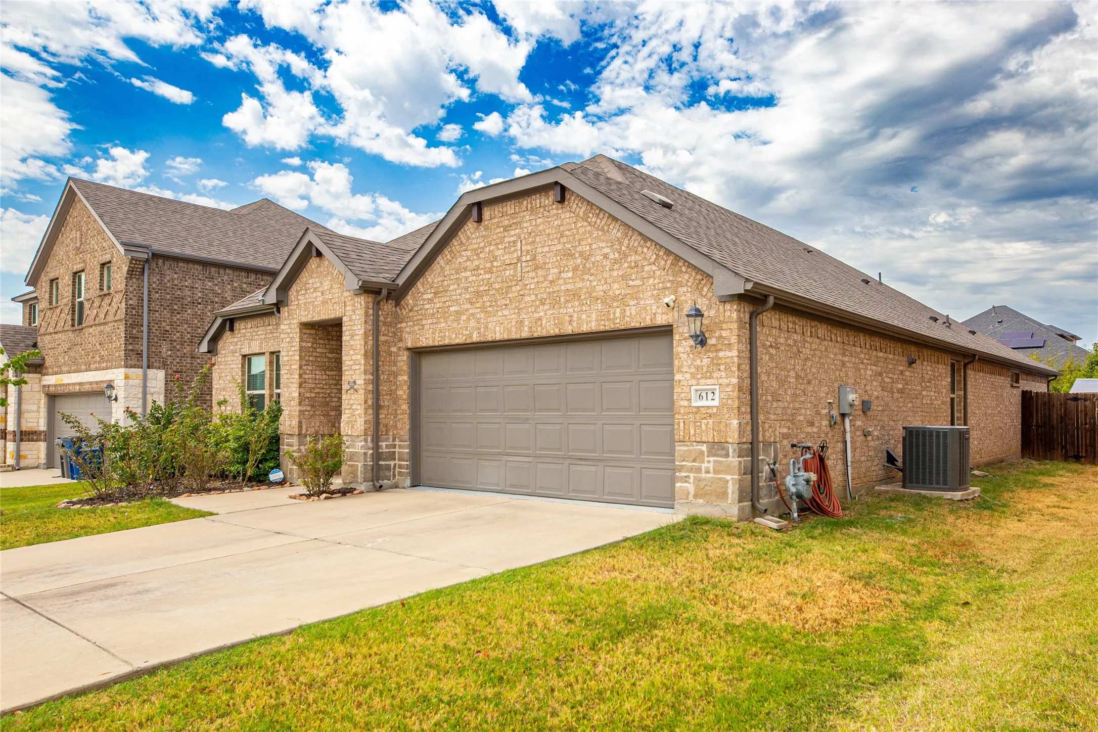 Single Family Residence For Sale in Collin County , 612 Fawn Valley Drive, Princeton, Texas 75407, 4 Bedroom, 3 Bathroom, 2 Garage spaces, 2,270 Sqft, built in 2020, mls#21385713, Real Estate Agent in Princeton, Homes For Sale in Collin county, Homes For Sale in Princeton, Realtor in Princeton Texas, Real Estate Brokerage Independent Realty Texas, Luminita Cordes Realtor