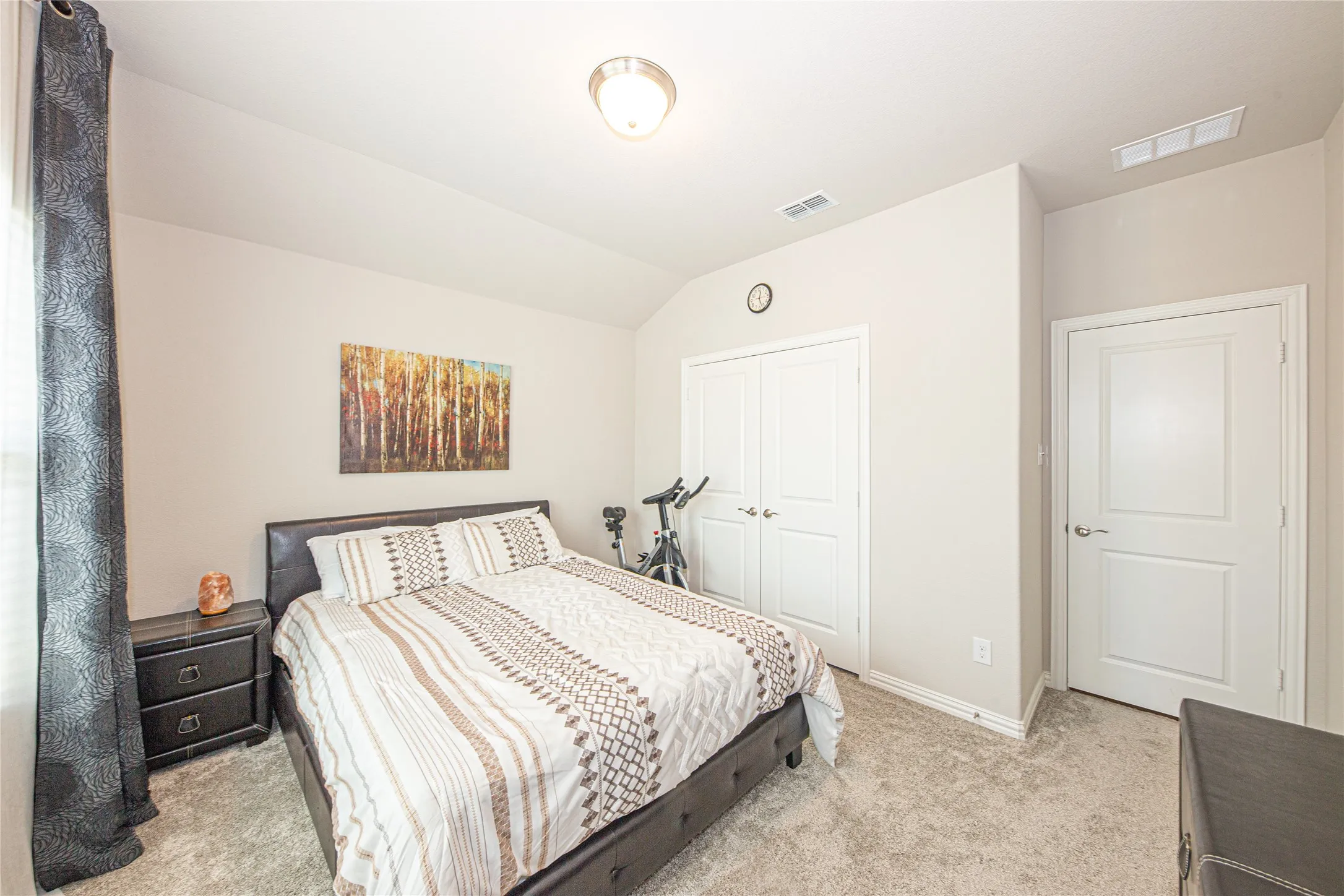 Single Family Residence For Sale in Collin County , 612 Fawn Valley Drive, Princeton, Texas 75407, 4 Bedroom, 3 Bathroom, 2 Garage spaces, 2,270 Sqft, built in 2020, mls#21385713, Real Estate Agent in Princeton, Homes For Sale in Collin county, Homes For Sale in Princeton, Realtor in Princeton Texas, Real Estate Brokerage Independent Realty Texas, Luminita Cordes Realtor