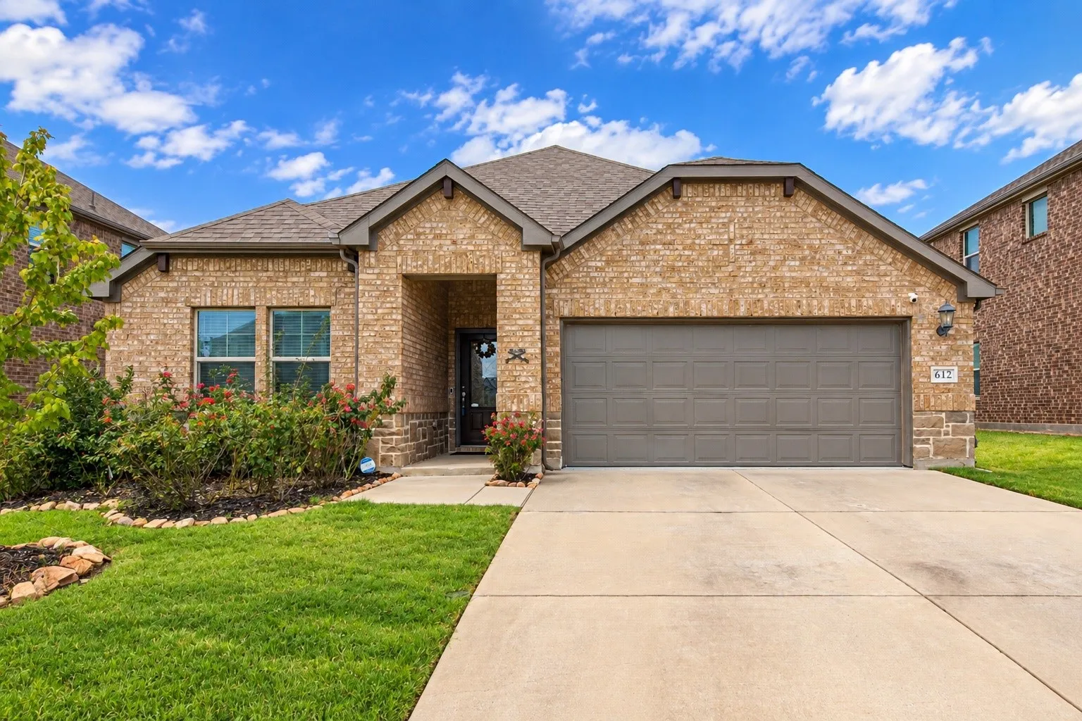 Single Family Residence For Sale in Collin County , 612 Fawn Valley Drive, Princeton, Texas 75407, 4 Bedroom, 3 Bathroom, 2 Garage spaces, 2,270 Sqft, built in 2020, mls#21385713, Real Estate Agent in Princeton, Homes For Sale in Collin county, Homes For Sale in Princeton, Realtor in Princeton Texas, Real Estate Brokerage Independent Realty Texas, Luminita Cordes Realtor