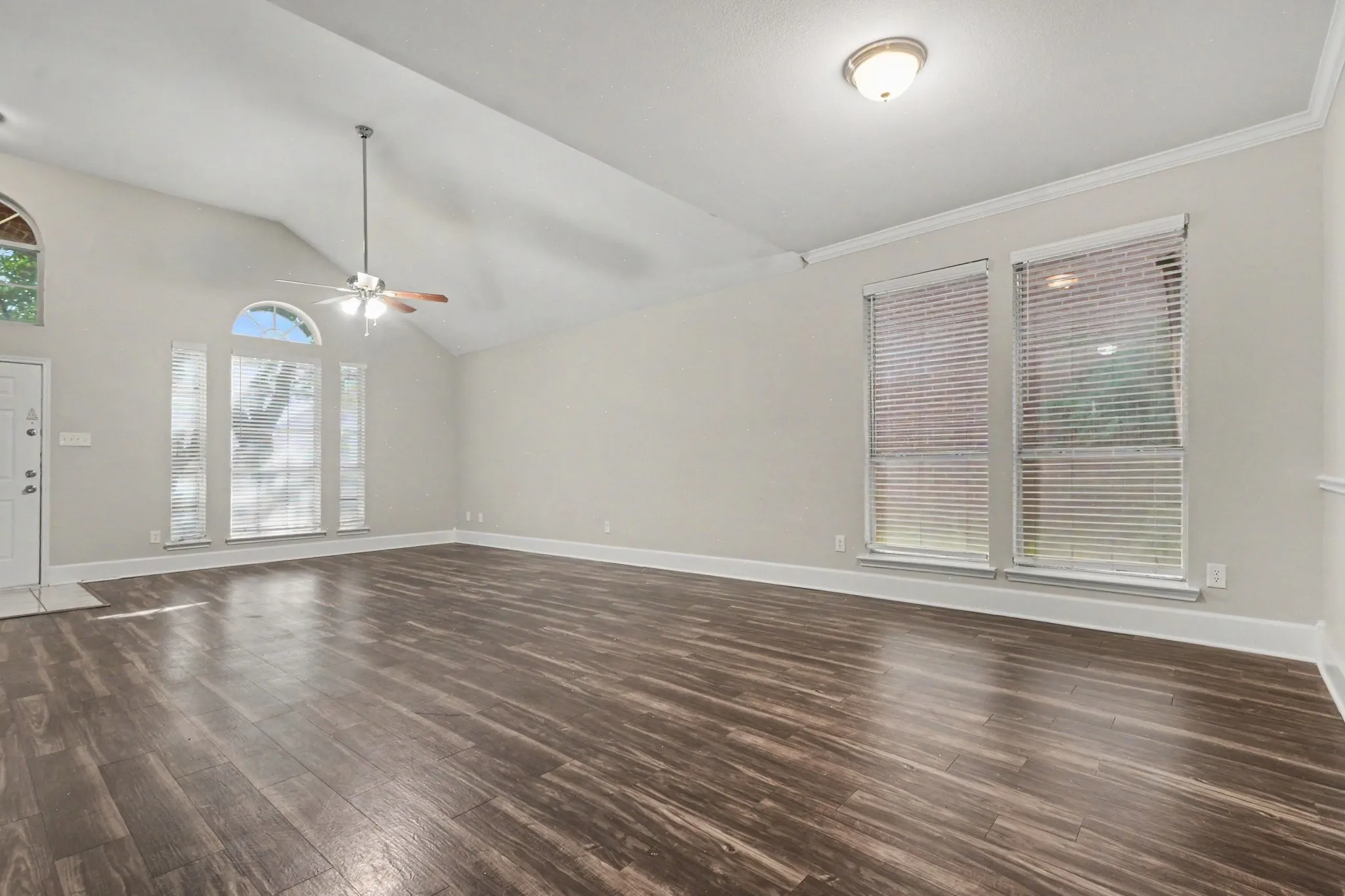 Single Family Residence For Sale in Collin County , 736 Fairlawn Street, Allen, Texas 75002, 3 Bedroom, 2 Bathroom, 2 Garage spaces, 1,978 Sqft, built in 1991, mls#21385911, Real Estate Agent in Allen, Homes For Sale in Collin county, Homes For Sale in Allen, Realtor in Allen Texas, Real Estate Brokerage Independent Realty Texas, Luminita Cordes Realtor