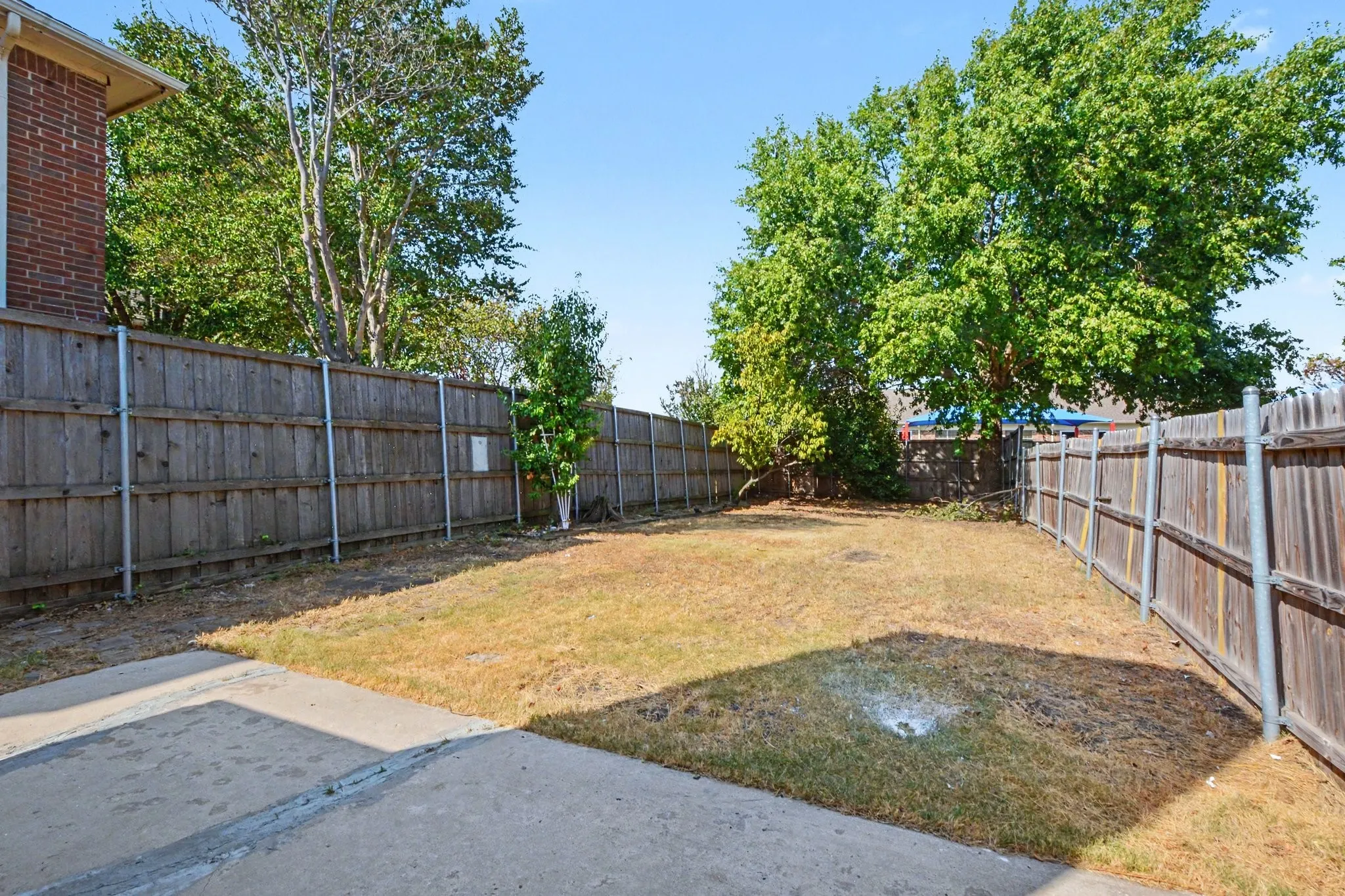 Single Family Residence For Sale in Collin County , 736 Fairlawn Street, Allen, Texas 75002, 3 Bedroom, 2 Bathroom, 2 Garage spaces, 1,978 Sqft, built in 1991, mls#21385911, Real Estate Agent in Allen, Homes For Sale in Collin county, Homes For Sale in Allen, Realtor in Allen Texas, Real Estate Brokerage Independent Realty Texas, Luminita Cordes Realtor