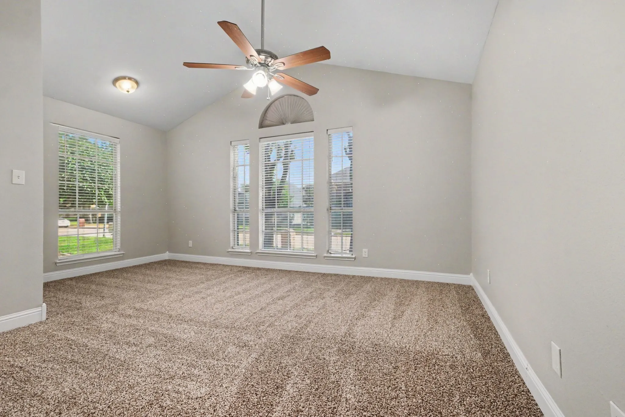 Single Family Residence For Sale in Collin County , 736 Fairlawn Street, Allen, Texas 75002, 3 Bedroom, 2 Bathroom, 2 Garage spaces, 1,978 Sqft, built in 1991, mls#21385911, Real Estate Agent in Allen, Homes For Sale in Collin county, Homes For Sale in Allen, Realtor in Allen Texas, Real Estate Brokerage Independent Realty Texas, Luminita Cordes Realtor