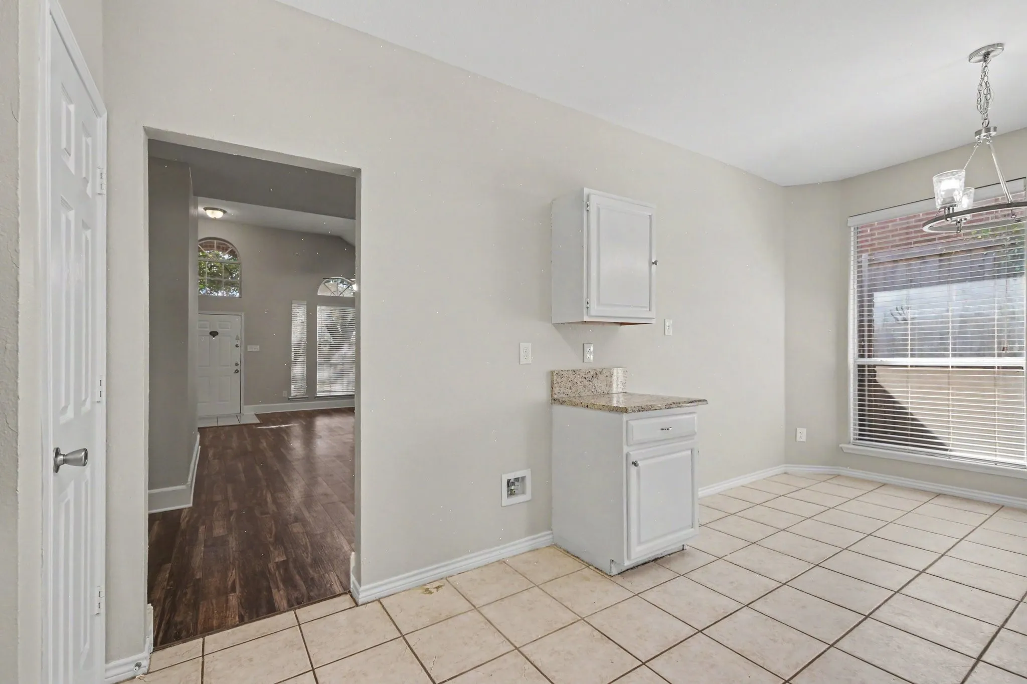 Single Family Residence For Sale in Collin County , 736 Fairlawn Street, Allen, Texas 75002, 3 Bedroom, 2 Bathroom, 2 Garage spaces, 1,978 Sqft, built in 1991, mls#21385911, Real Estate Agent in Allen, Homes For Sale in Collin county, Homes For Sale in Allen, Realtor in Allen Texas, Real Estate Brokerage Independent Realty Texas, Luminita Cordes Realtor