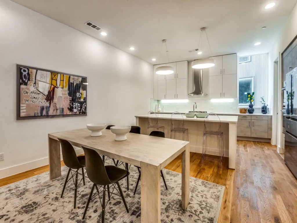 Condominium For Sale in Dallas County , 426 W 9th Street 106, Dallas, Texas 75208, 3 Bedroom, 4 Bathroom, 2 Garage spaces, 2,150 Sqft, built in 2023, mls#21385995, Real Estate Agent in Dallas, Homes For Sale in Dallas county, Homes For Sale in Dallas, Realtor in Dallas Texas, Real Estate Brokerage Independent Realty Texas, Luminita Cordes Realtor