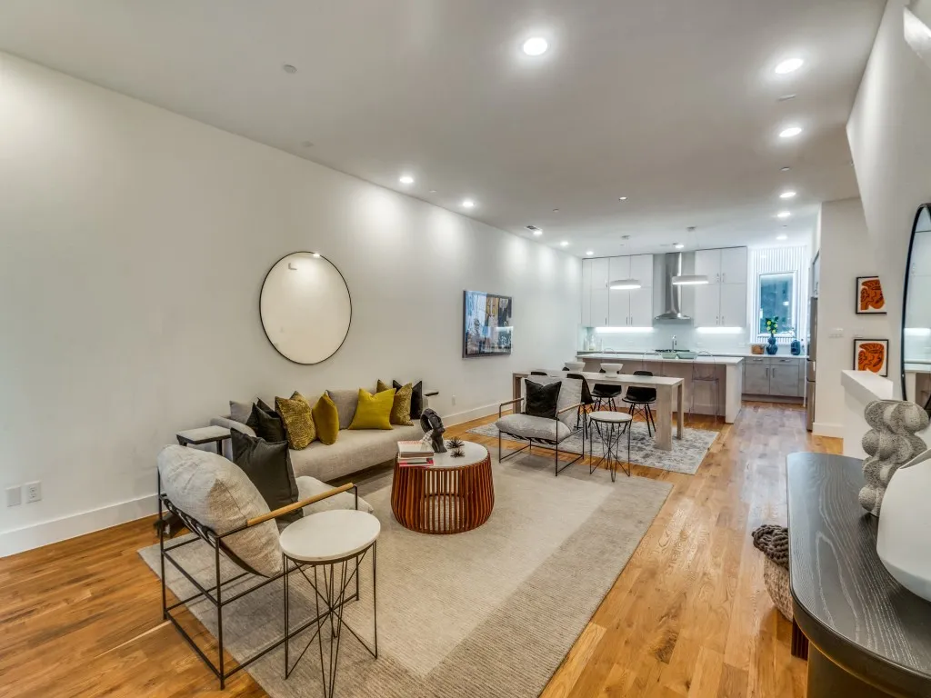 Condominium For Sale in Dallas County , 426 W 9th Street 106, Dallas, Texas 75208, 3 Bedroom, 4 Bathroom, 2 Garage spaces, 2,150 Sqft, built in 2023, mls#21385995, Real Estate Agent in Dallas, Homes For Sale in Dallas county, Homes For Sale in Dallas, Realtor in Dallas Texas, Real Estate Brokerage Independent Realty Texas, Luminita Cordes Realtor