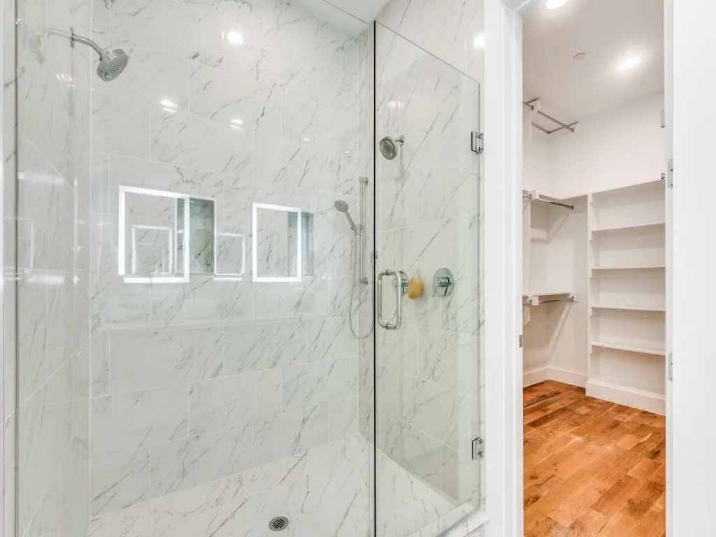 Condominium For Sale in Dallas County , 426 W 9th Street 106, Dallas, Texas 75208, 3 Bedroom, 4 Bathroom, 2 Garage spaces, 2,150 Sqft, built in 2023, mls#21385995, Real Estate Agent in Dallas, Homes For Sale in Dallas county, Homes For Sale in Dallas, Realtor in Dallas Texas, Real Estate Brokerage Independent Realty Texas, Luminita Cordes Realtor