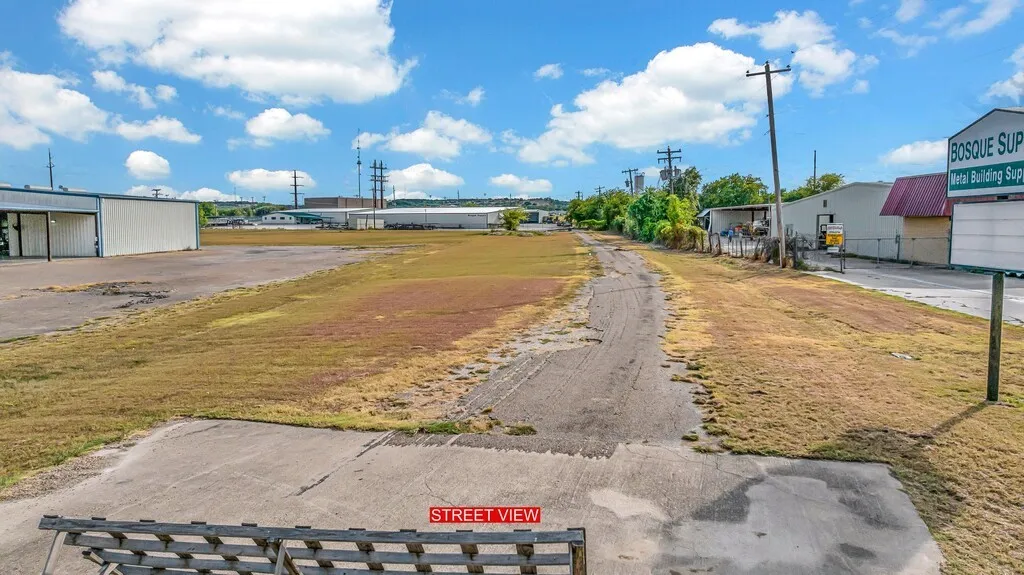Unimproved Land For Sale in Bosque County , TBD Hwy 6 (Commercial), Clifton, Texas 76634, 0, 0, Garage spaces, 0 Sqft, built in 0, mls#21386132, Real Estate Agent in Clifton, Homes For Sale in Bosque county, Homes For Sale in Clifton, Realtor in Clifton Texas, Real Estate Brokerage Independent Realty Texas, Luminita Cordes Realtor