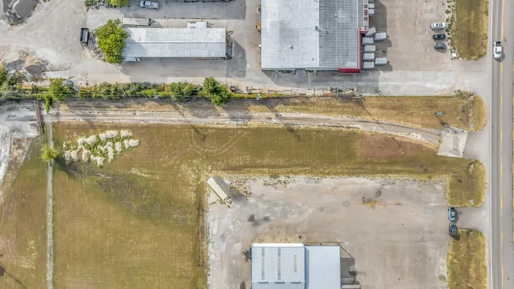 Unimproved Land For Sale in Bosque County , TBD Hwy 6 (Commercial), Clifton, Texas 76634, 0, 0, Garage spaces, 0 Sqft, built in 0, mls#21386132, Real Estate Agent in Clifton, Homes For Sale in Bosque county, Homes For Sale in Clifton, Realtor in Clifton Texas, Real Estate Brokerage Independent Realty Texas, Luminita Cordes Realtor