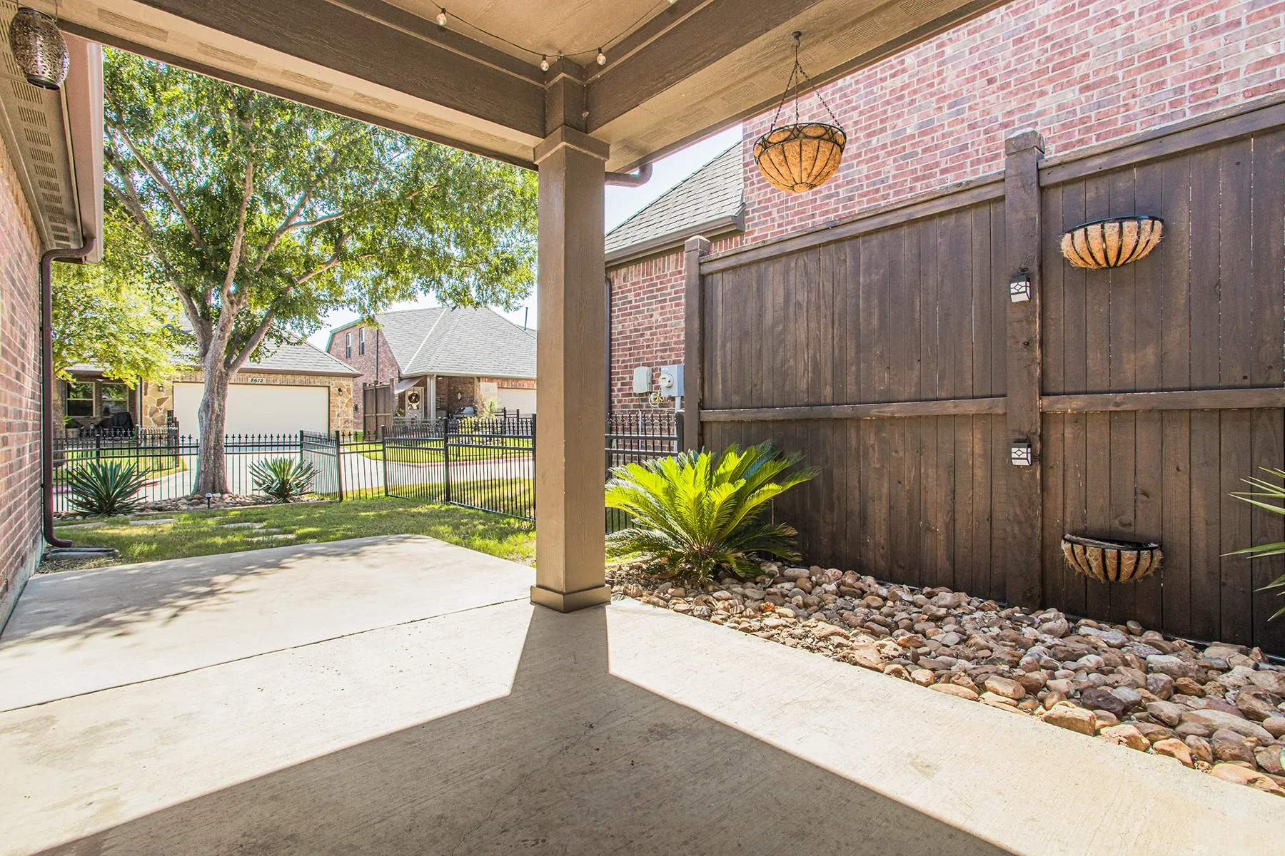 Condominium For Sale in Collin County , 8609 Grassland Drive, Mc Kinney, Texas 75070, 2 Bedroom, 2 Bathroom, 2 Garage spaces, 1,705 Sqft, built in 2014, mls#21386133, Real Estate Agent in Mc Kinney, Homes For Sale in Collin county, Homes For Sale in Mc Kinney, Realtor in Mc Kinney Texas, Real Estate Brokerage Independent Realty Texas, Luminita Cordes Realtor