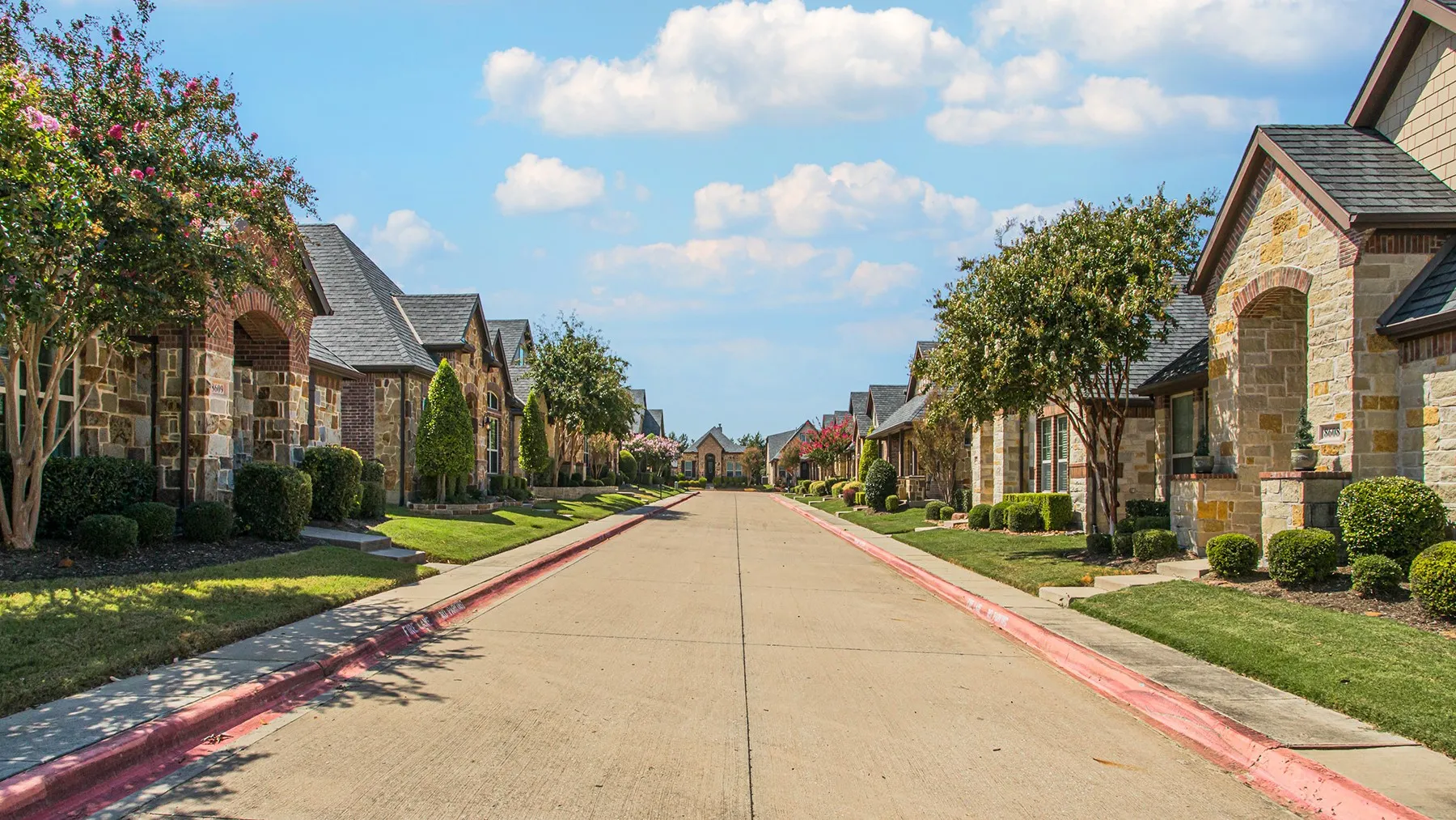 Condominium For Sale in Collin County , 8609 Grassland Drive, Mc Kinney, Texas 75070, 2 Bedroom, 2 Bathroom, 2 Garage spaces, 1,705 Sqft, built in 2014, mls#21386133, Real Estate Agent in Mc Kinney, Homes For Sale in Collin county, Homes For Sale in Mc Kinney, Realtor in Mc Kinney Texas, Real Estate Brokerage Independent Realty Texas, Luminita Cordes Realtor