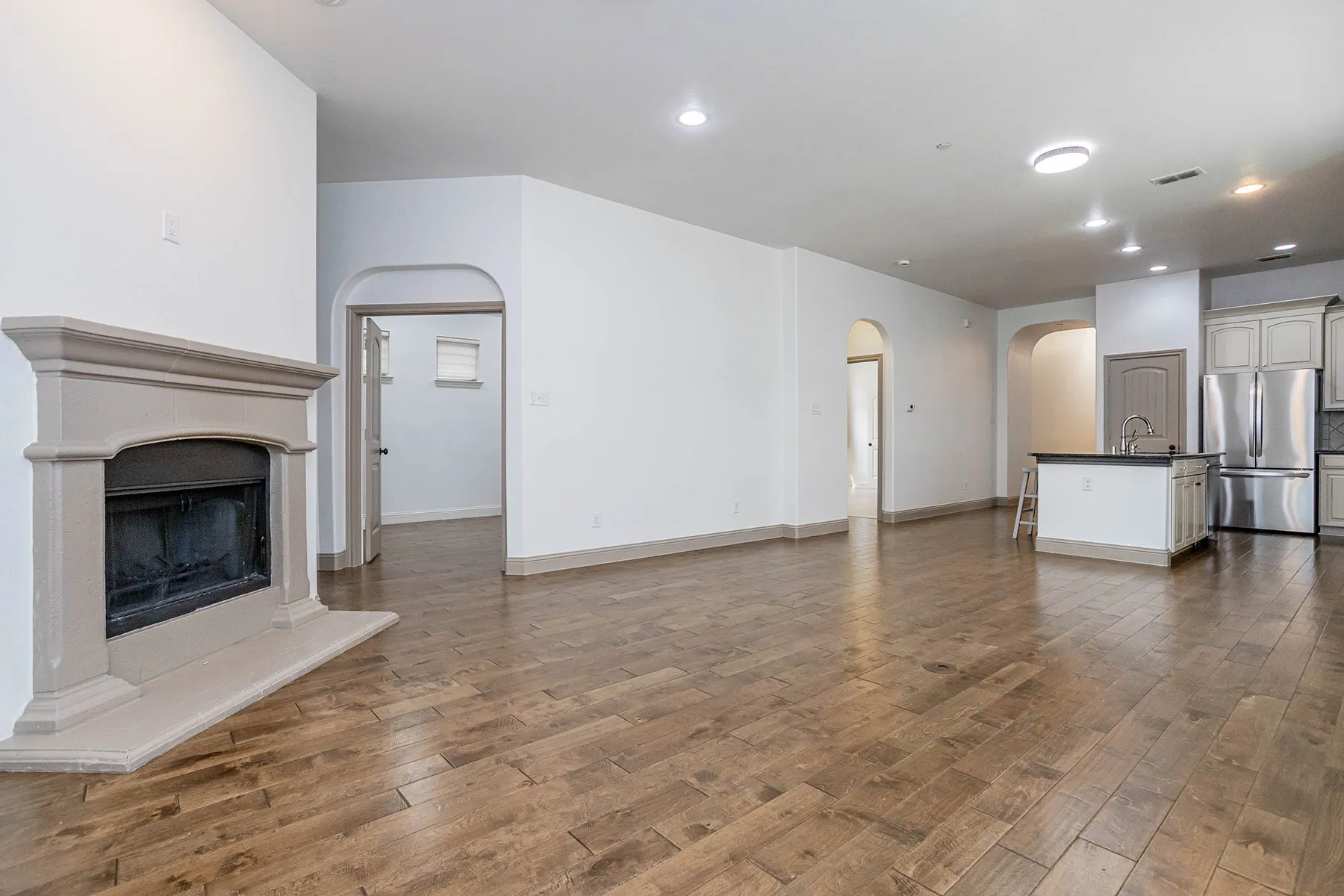 Condominium For Sale in Collin County , 8609 Grassland Drive, Mc Kinney, Texas 75070, 2 Bedroom, 2 Bathroom, 2 Garage spaces, 1,705 Sqft, built in 2014, mls#21386133, Real Estate Agent in Mc Kinney, Homes For Sale in Collin county, Homes For Sale in Mc Kinney, Realtor in Mc Kinney Texas, Real Estate Brokerage Independent Realty Texas, Luminita Cordes Realtor