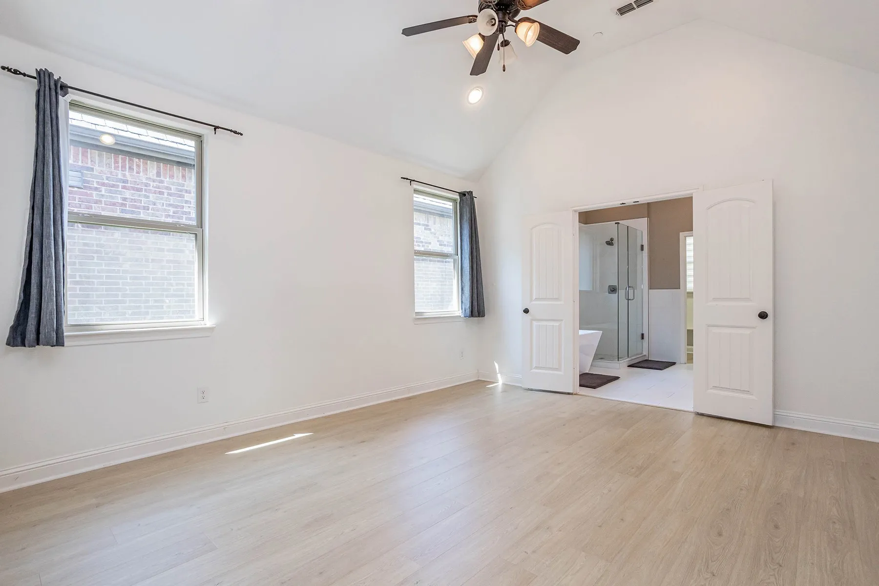 Condominium For Sale in Collin County , 8609 Grassland Drive, Mc Kinney, Texas 75070, 2 Bedroom, 2 Bathroom, 2 Garage spaces, 1,705 Sqft, built in 2014, mls#21386133, Real Estate Agent in Mc Kinney, Homes For Sale in Collin county, Homes For Sale in Mc Kinney, Realtor in Mc Kinney Texas, Real Estate Brokerage Independent Realty Texas, Luminita Cordes Realtor