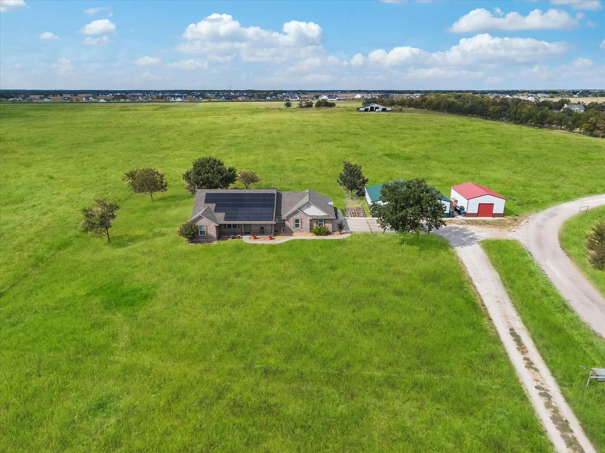 Single Family Residence For Sale in Hunt County , 5060 Fm 6, Caddo Mills, Texas 75135, 3 Bedroom, 2 Bathroom, 2 Garage spaces, 1,616 Sqft, built in 2005, mls#21355827, Real Estate Agent in Caddo Mills, Homes For Sale in Hunt county, Homes For Sale in Caddo Mills, Realtor in Caddo Mills Texas, Real Estate Brokerage Independent Realty Texas, Luminita Cordes Realtor