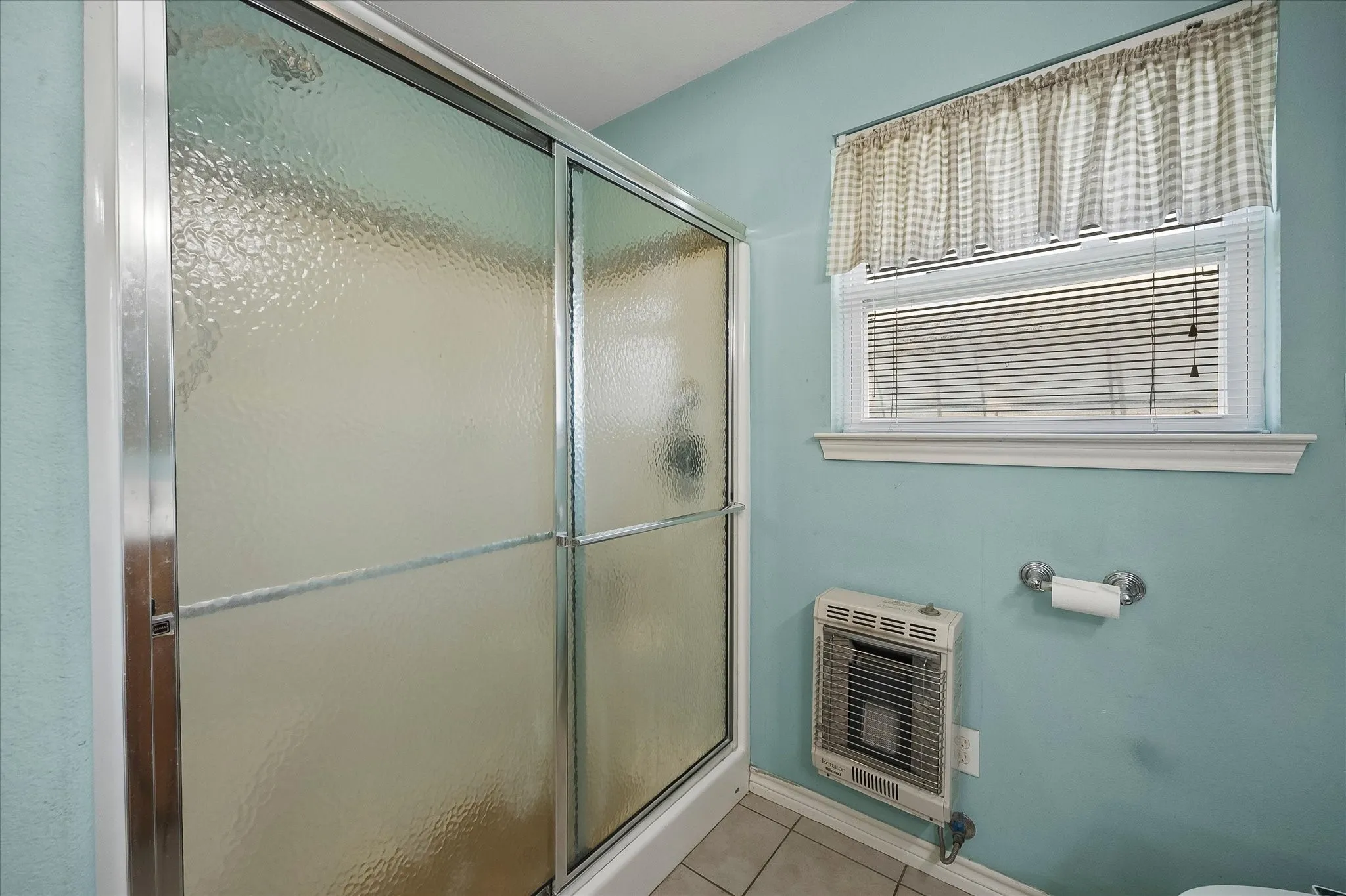Single Family Residence For Sale in Hunt County , 5060 Fm 6, Caddo Mills, Texas 75135, 3 Bedroom, 2 Bathroom, 2 Garage spaces, 1,616 Sqft, built in 2005, mls#21355827, Real Estate Agent in Caddo Mills, Homes For Sale in Hunt county, Homes For Sale in Caddo Mills, Realtor in Caddo Mills Texas, Real Estate Brokerage Independent Realty Texas, Luminita Cordes Realtor