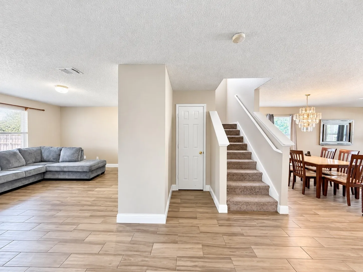 Single Family Residence For Rent in Dallas County , 14800 Ledgeview Court, Balch Springs, Texas 75180, 4 Bedroom, 3 Bathroom, 2 Garage spaces, 3,091 Sqft, built in 2004, mls#21386001, Real Estate Agent in Balch Springs, Homes For Rent in Dallas county, Homes For Rent in Balch Springs, Realtor in Balch Springs Texas, Real Estate Brokerage Independent Realty Texas, Luminita Cordes Realtor
