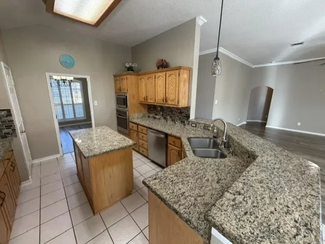 Single Family Residence For Rent in Dallas County , 3612 Cedar Creek Lane, Sachse, Texas 75048, 3 Bedroom, 2 Bathroom, 2 Garage spaces, 2,061 Sqft, built in 2003, mls#21386121, Real Estate Agent in Sachse, Homes For Rent in Dallas county, Homes For Rent in Sachse, Realtor in Sachse Texas, Real Estate Brokerage Independent Realty Texas, Luminita Cordes Realtor