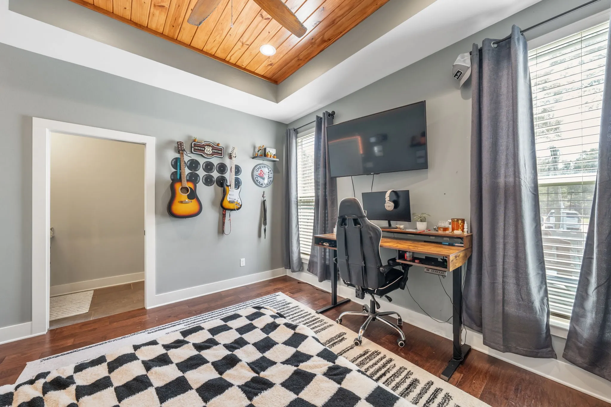 Farm For Sale in Henderson County , 9500 County Road 3603, Brownsboro, Texas 75756, 5 Bedroom, 3 Bathroom, Garage spaces, 3,485 Sqft, built in 2020, mls#21386109, Real Estate Agent in Brownsboro, Homes For Sale in Henderson county, Homes For Sale in Brownsboro, Realtor in Brownsboro Texas, Real Estate Brokerage Independent Realty Texas, Luminita Cordes Realtor