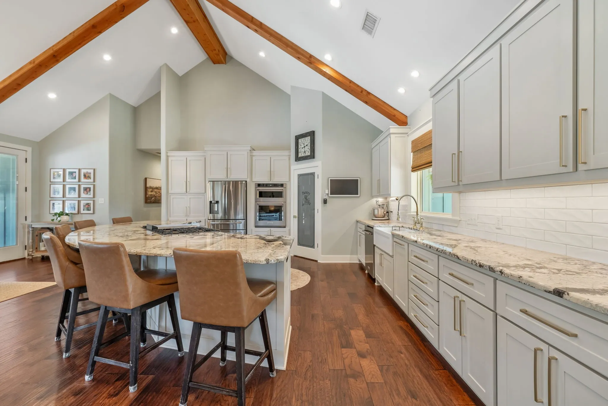 Farm For Sale in Henderson County , 9500 County Road 3603, Brownsboro, Texas 75756, 5 Bedroom, 3 Bathroom, Garage spaces, 3,485 Sqft, built in 2020, mls#21386109, Real Estate Agent in Brownsboro, Homes For Sale in Henderson county, Homes For Sale in Brownsboro, Realtor in Brownsboro Texas, Real Estate Brokerage Independent Realty Texas, Luminita Cordes Realtor