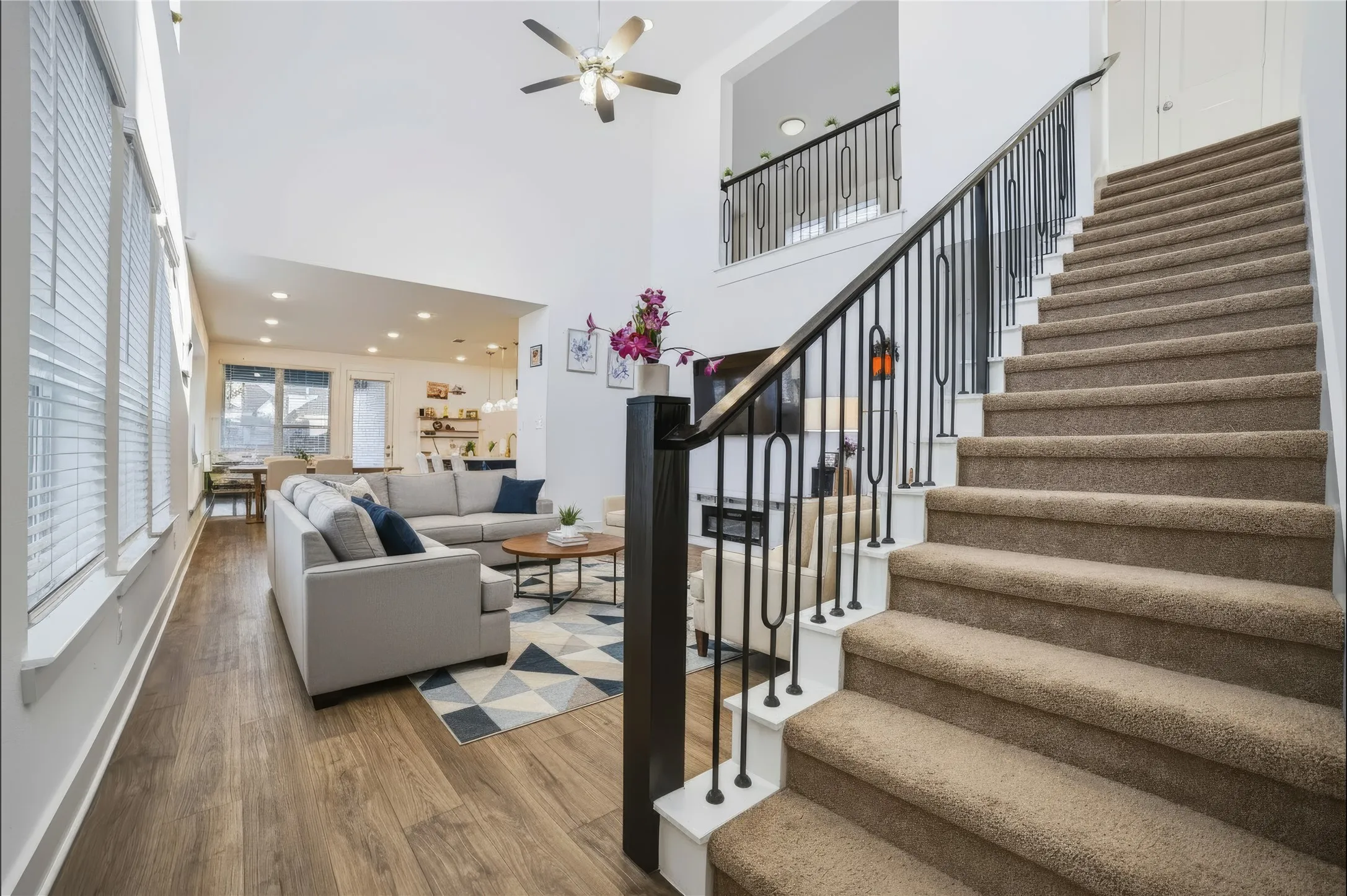 Single Family Residence For Rent in Collin County , 2836 Epping Way, Celina, Texas 75009, 5 Bedroom, 3 Bathroom, 2 Garage spaces, 2,521 Sqft, built in 2023, mls#21386168, Real Estate Agent in Celina, Homes For Rent in Collin county, Homes For Rent in Celina, Realtor in Celina Texas, Real Estate Brokerage Independent Realty Texas, Luminita Cordes Realtor