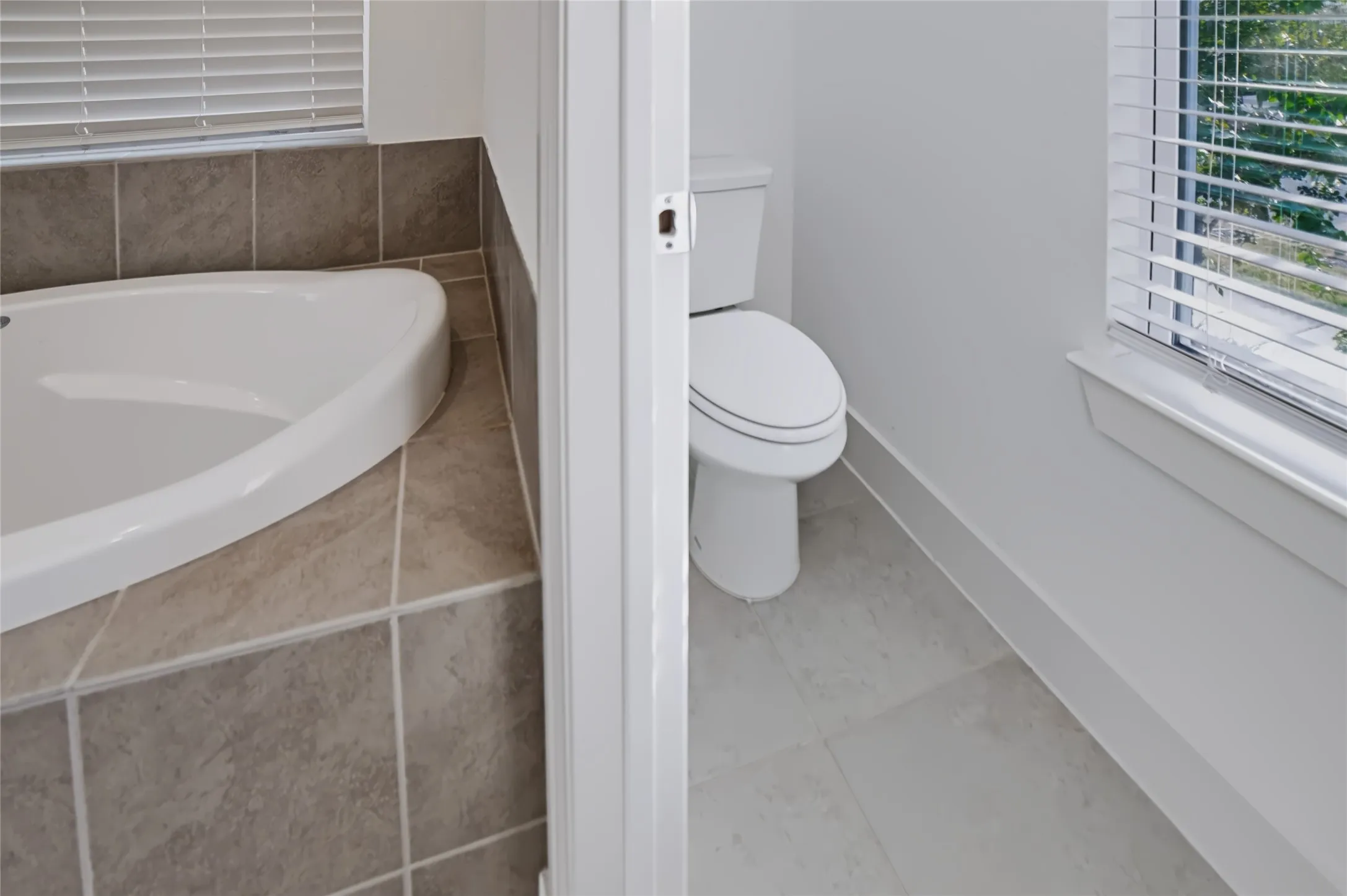Single Family Residence For Rent in Collin County , 2836 Epping Way, Celina, Texas 75009, 5 Bedroom, 3 Bathroom, 2 Garage spaces, 2,521 Sqft, built in 2023, mls#21386168, Real Estate Agent in Celina, Homes For Rent in Collin county, Homes For Rent in Celina, Realtor in Celina Texas, Real Estate Brokerage Independent Realty Texas, Luminita Cordes Realtor