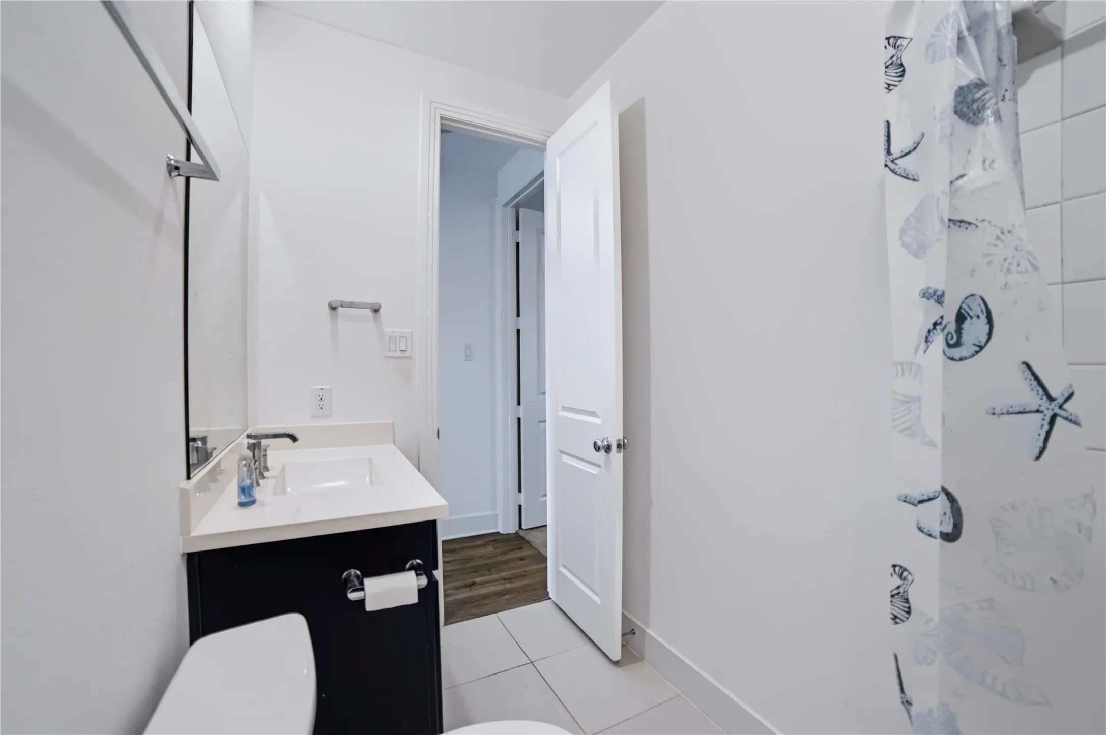 Single Family Residence For Rent in Collin County , 2836 Epping Way, Celina, Texas 75009, 5 Bedroom, 3 Bathroom, 2 Garage spaces, 2,521 Sqft, built in 2023, mls#21386168, Real Estate Agent in Celina, Homes For Rent in Collin county, Homes For Rent in Celina, Realtor in Celina Texas, Real Estate Brokerage Independent Realty Texas, Luminita Cordes Realtor