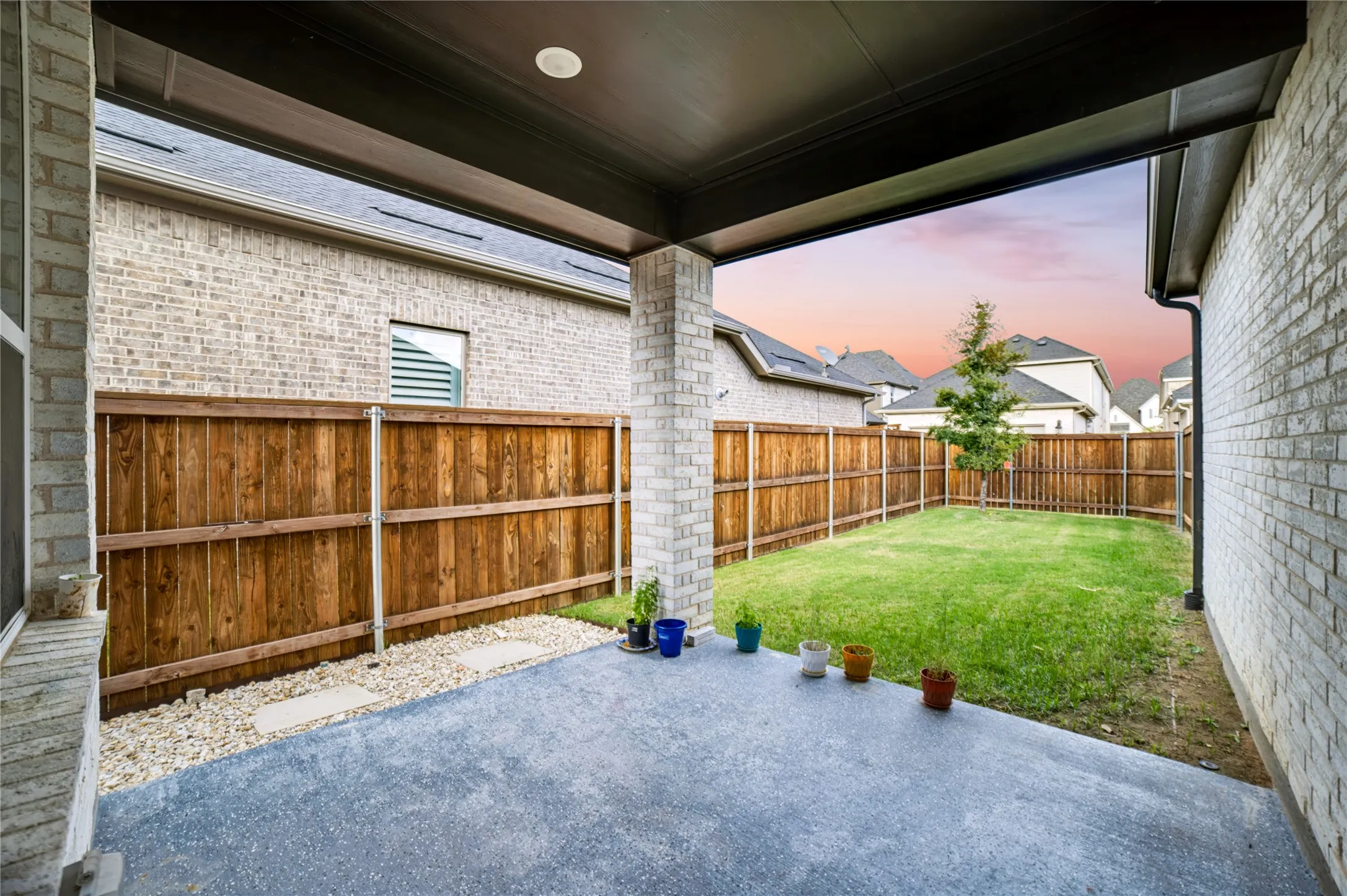 Single Family Residence For Rent in Collin County , 2836 Epping Way, Celina, Texas 75009, 5 Bedroom, 3 Bathroom, 2 Garage spaces, 2,521 Sqft, built in 2023, mls#21386168, Real Estate Agent in Celina, Homes For Rent in Collin county, Homes For Rent in Celina, Realtor in Celina Texas, Real Estate Brokerage Independent Realty Texas, Luminita Cordes Realtor