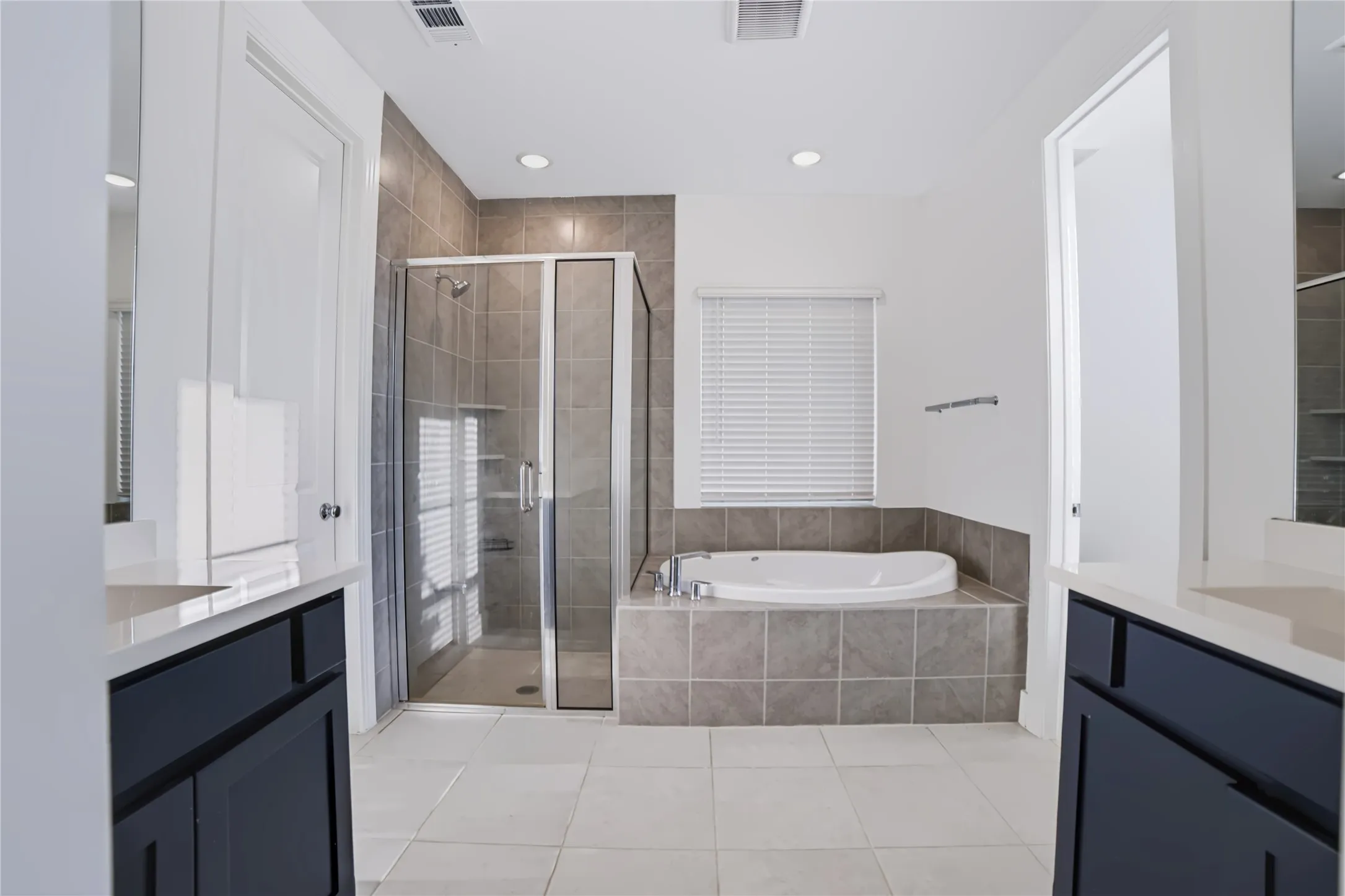 Single Family Residence For Rent in Collin County , 2836 Epping Way, Celina, Texas 75009, 5 Bedroom, 3 Bathroom, 2 Garage spaces, 2,521 Sqft, built in 2023, mls#21386168, Real Estate Agent in Celina, Homes For Rent in Collin county, Homes For Rent in Celina, Realtor in Celina Texas, Real Estate Brokerage Independent Realty Texas, Luminita Cordes Realtor