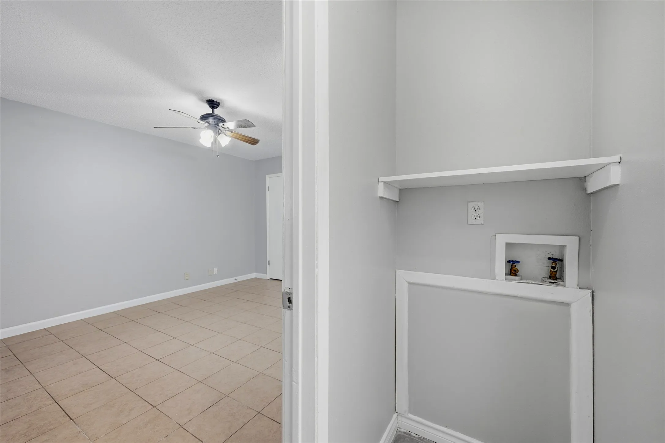 Single Family Residence For Rent in Grayson County , 1312 Churchill Way, Sherman, Texas 75092, 3 Bedroom, 2 Bathroom, 1 Garage spaces, 1,212 Sqft, built in 1972, mls#21386169, Real Estate Agent in Sherman, Homes For Rent in Grayson county, Homes For Rent in Sherman, Realtor in Sherman Texas, Real Estate Brokerage Independent Realty Texas, Luminita Cordes Realtor