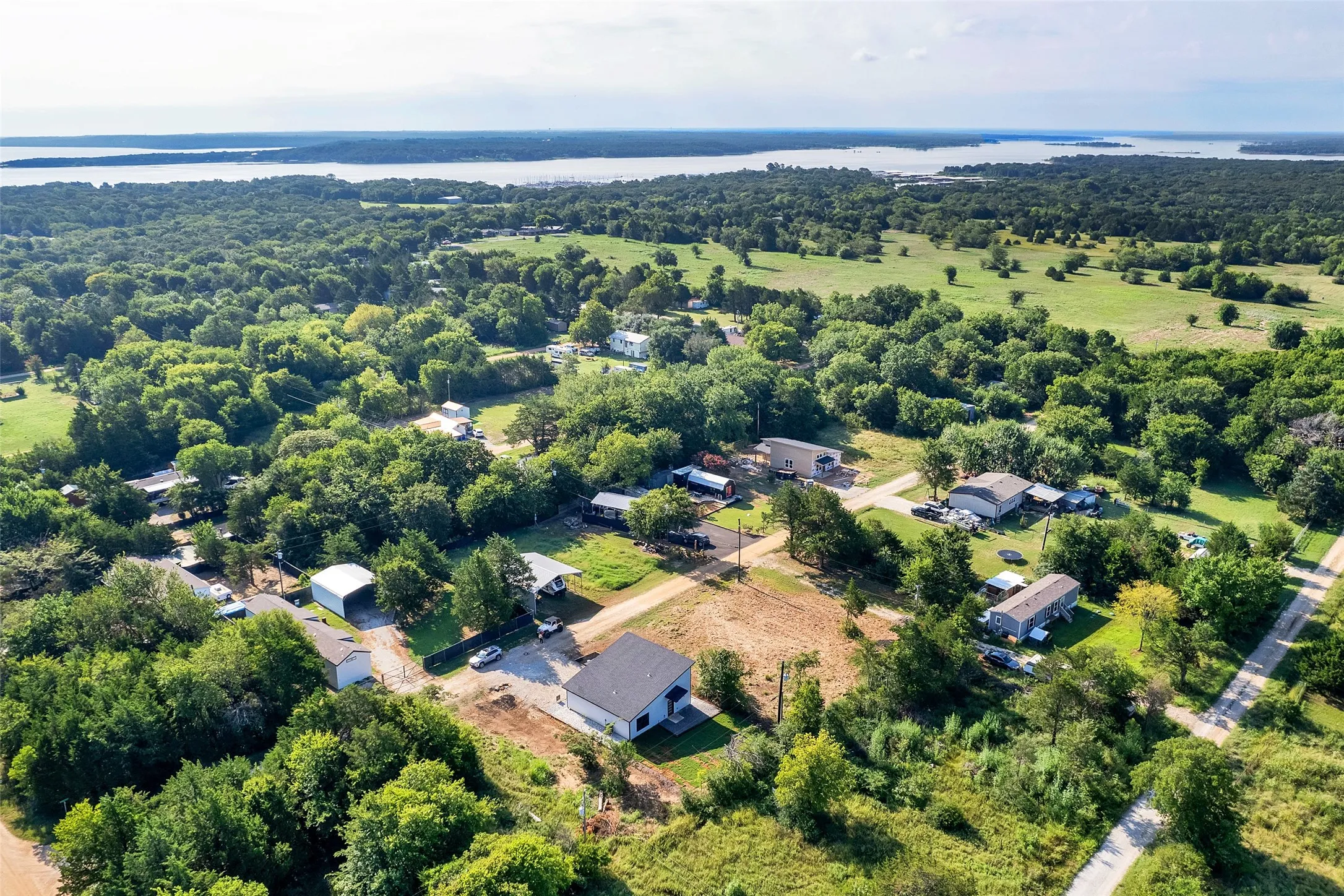 Unimproved Land For Sale in Grayson County , 57 Morning View Drive, Gordonville, Texas 76245, 0, 0, Garage spaces, 0 Sqft, built in 0, mls#21384749, Real Estate Agent in Gordonville, Homes For Sale in Grayson county, Homes For Sale in Gordonville, Realtor in Gordonville Texas, Real Estate Brokerage Independent Realty Texas, Luminita Cordes Realtor
